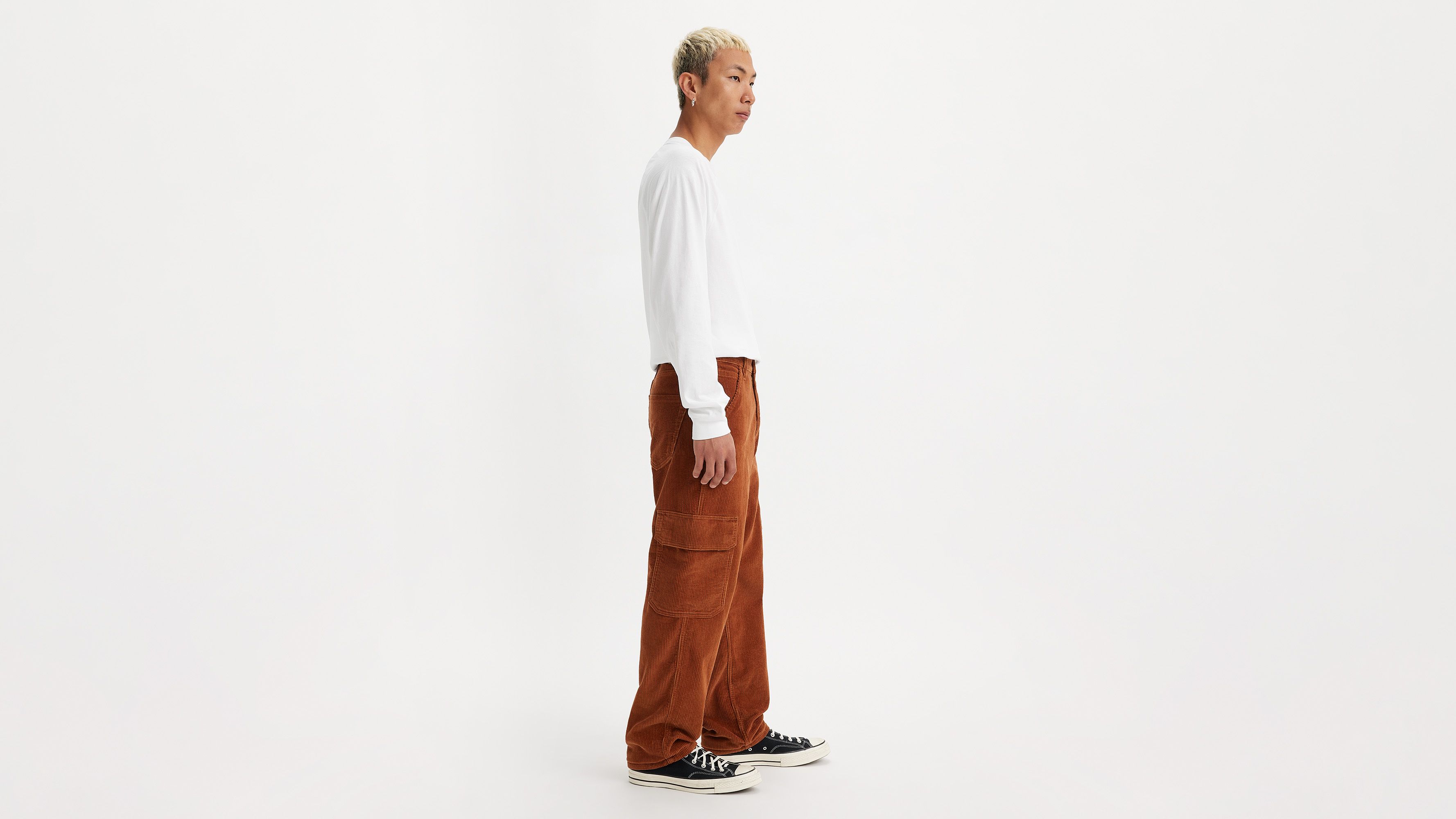 Silvertab™ Loose Corduroy Cargo Men's Jeans - Brown | Levi's® US