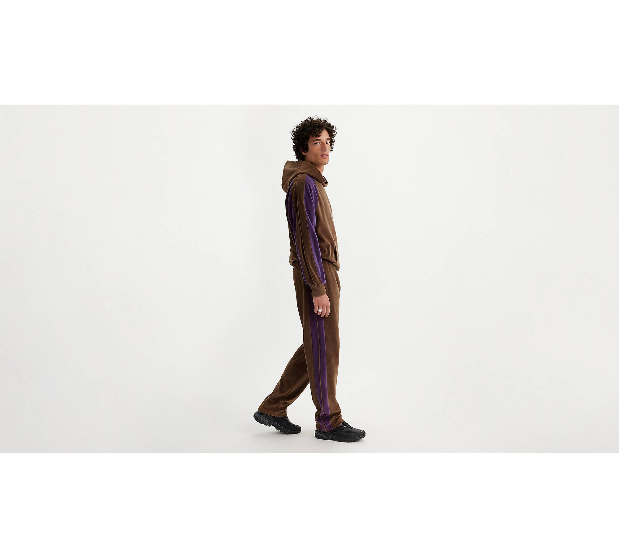 Gold Tab™ Velour Track Pants - Brown | Levi's® US