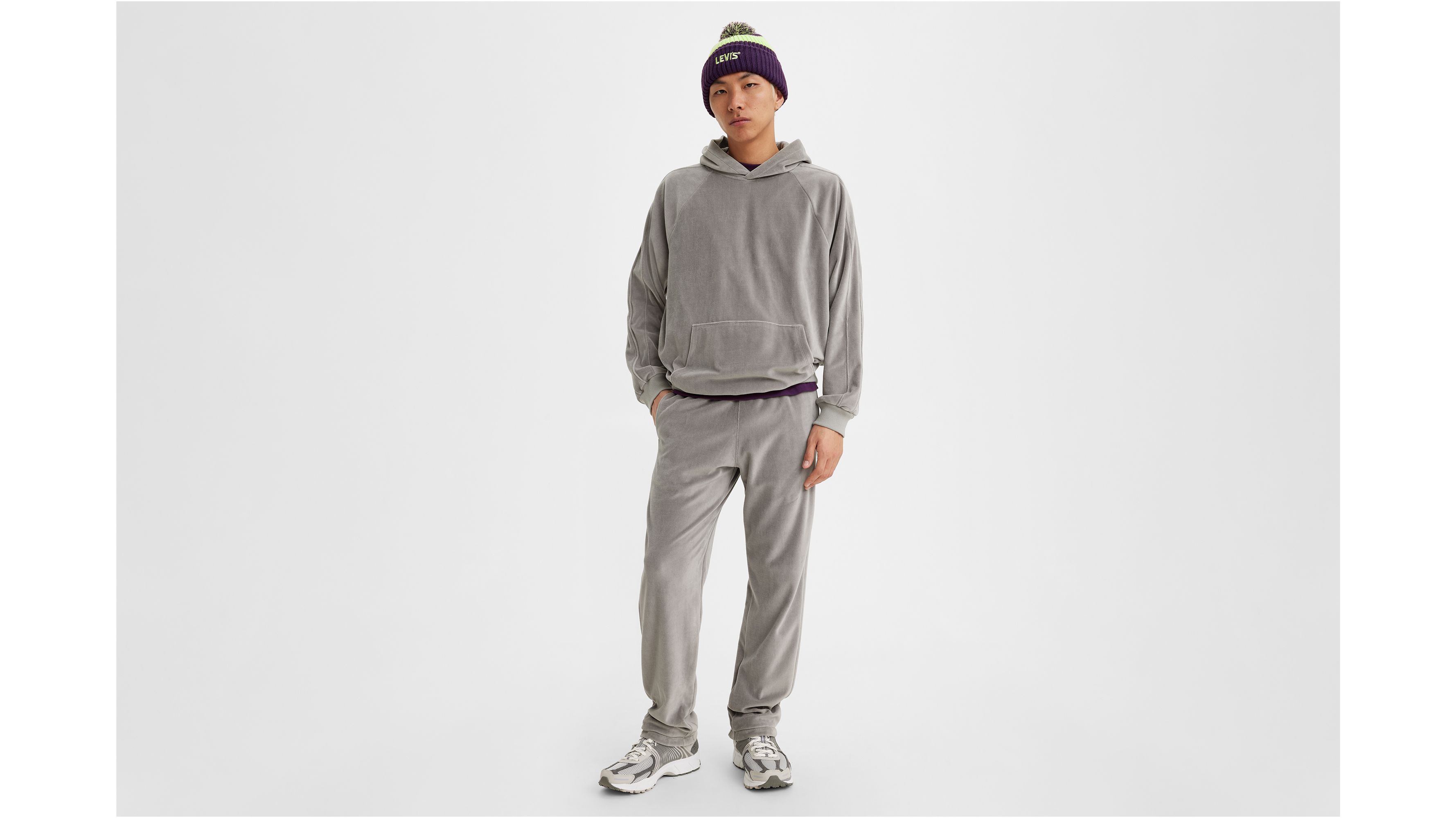 Gold Tab™ Velour Track Pants - Grey | Levi's® US