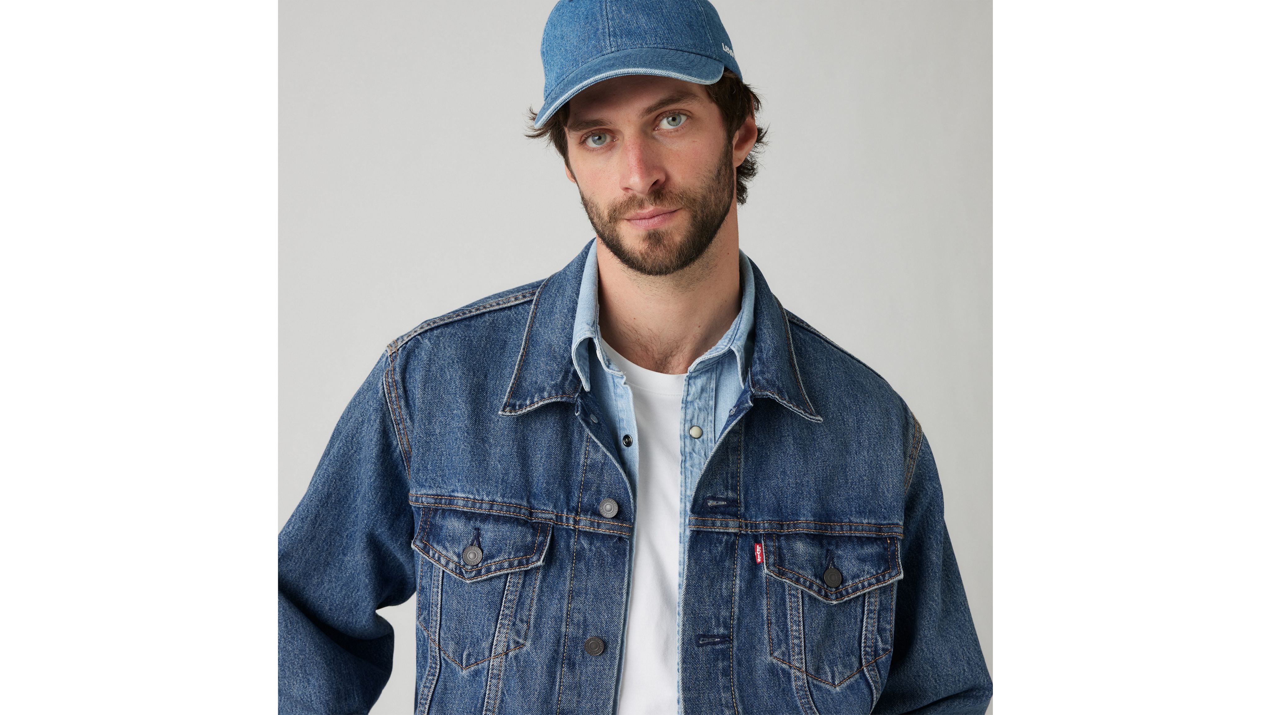 Levi s baggy sport 2025 tape trucker