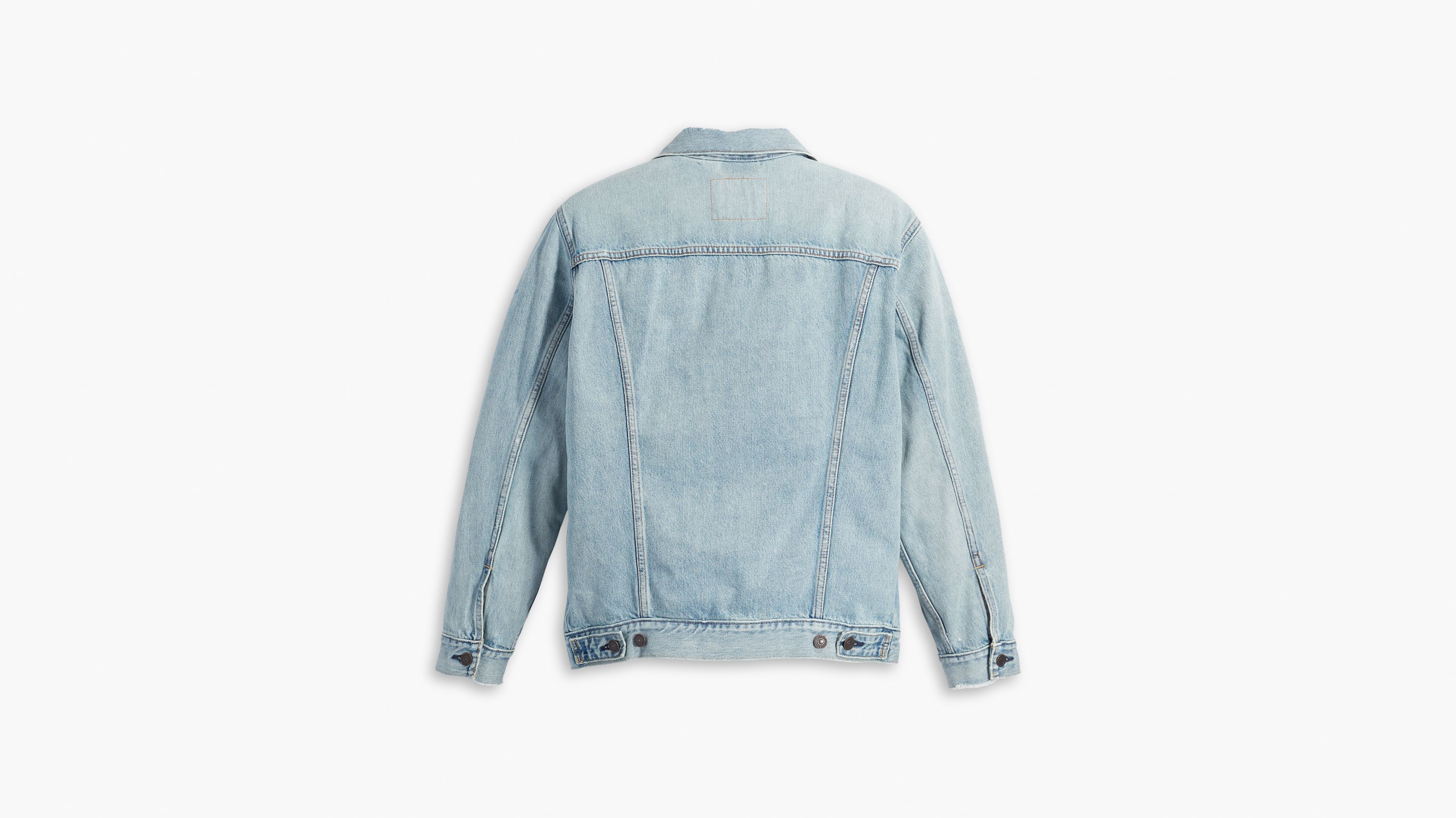 Relaxed Fit Trucker Jacket - Light Wash