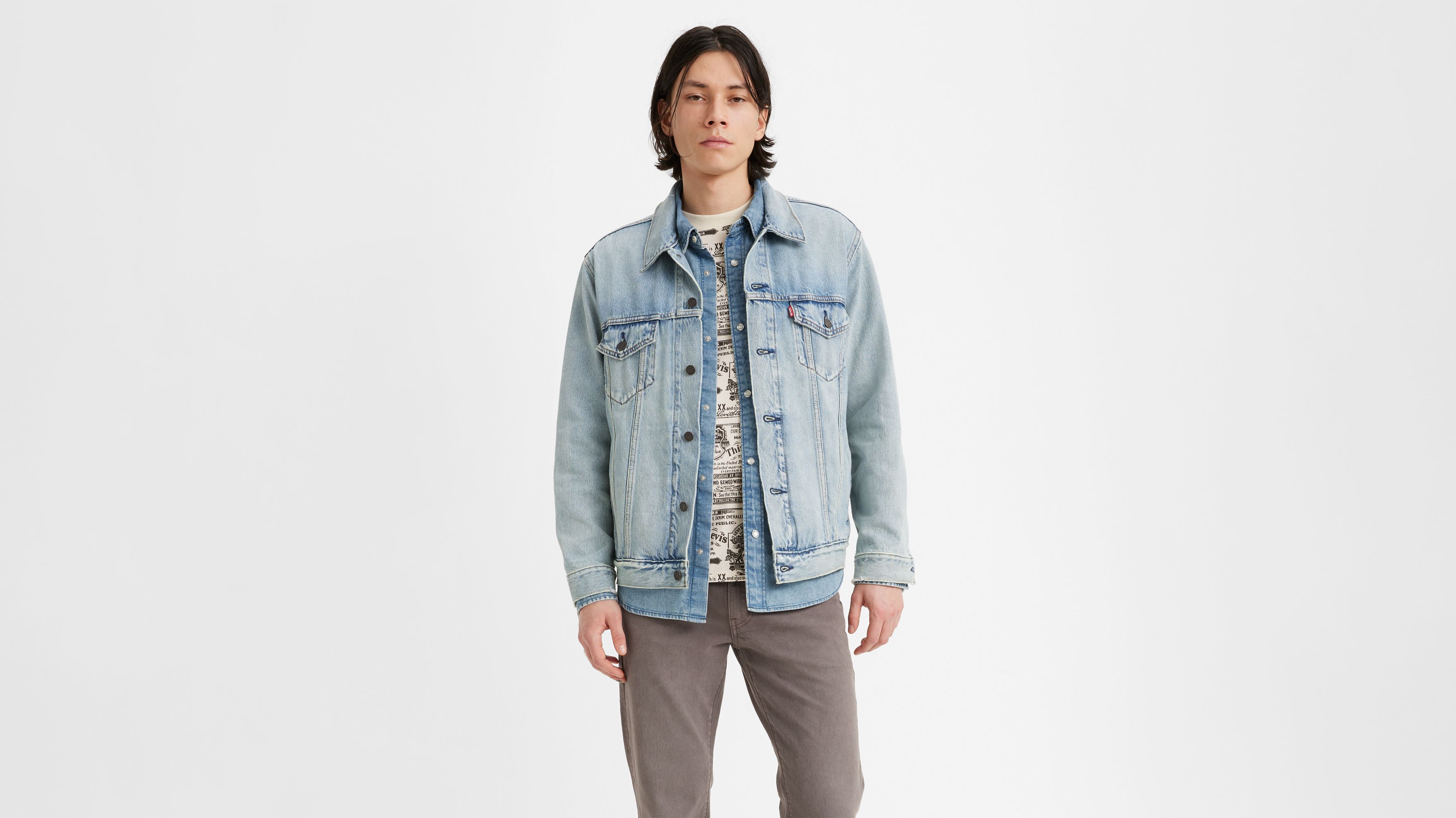 Levi's stay loose fit denim trucker jacket in light wash