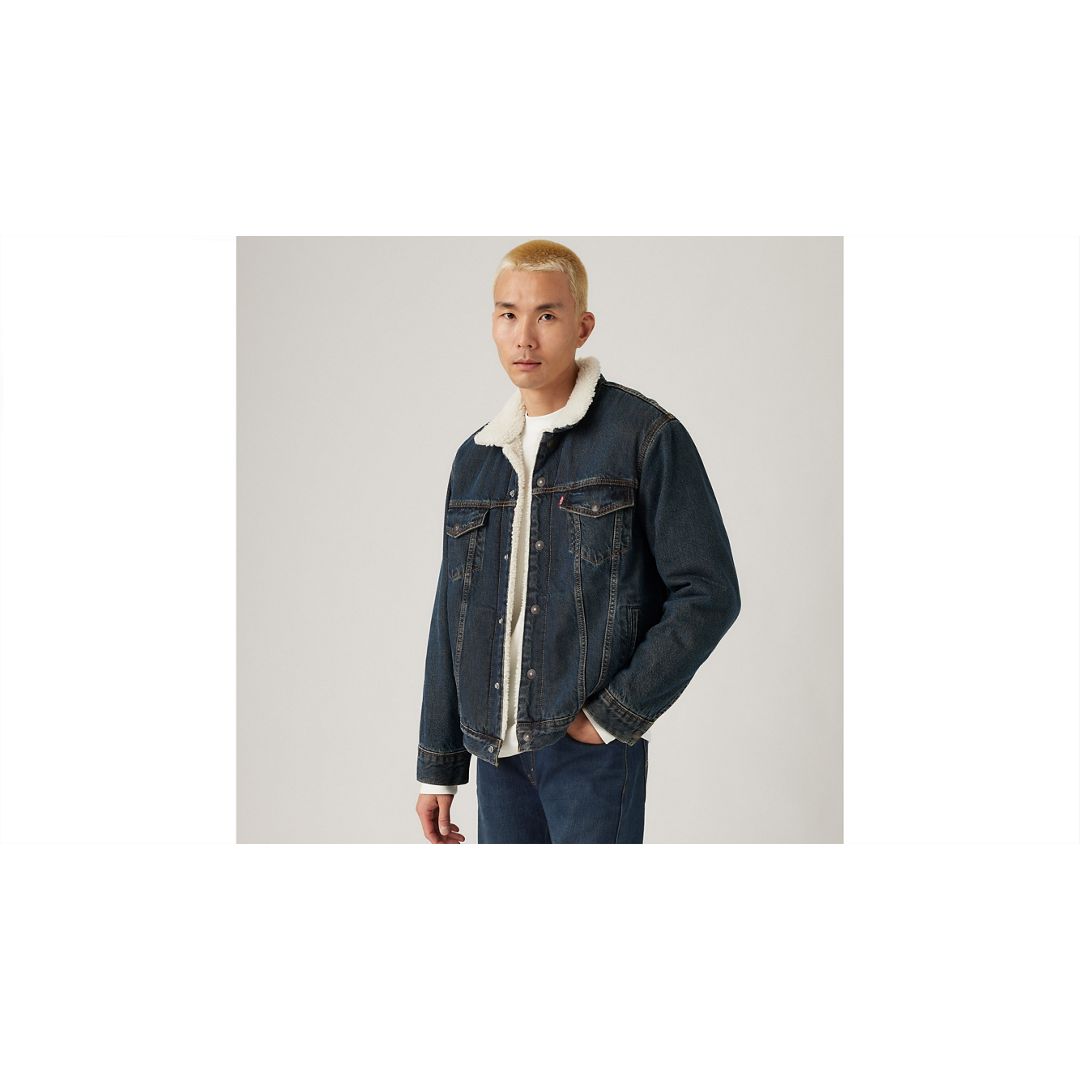 Levi's Relaxed Fit Sherpa Trucker Jacket In Black