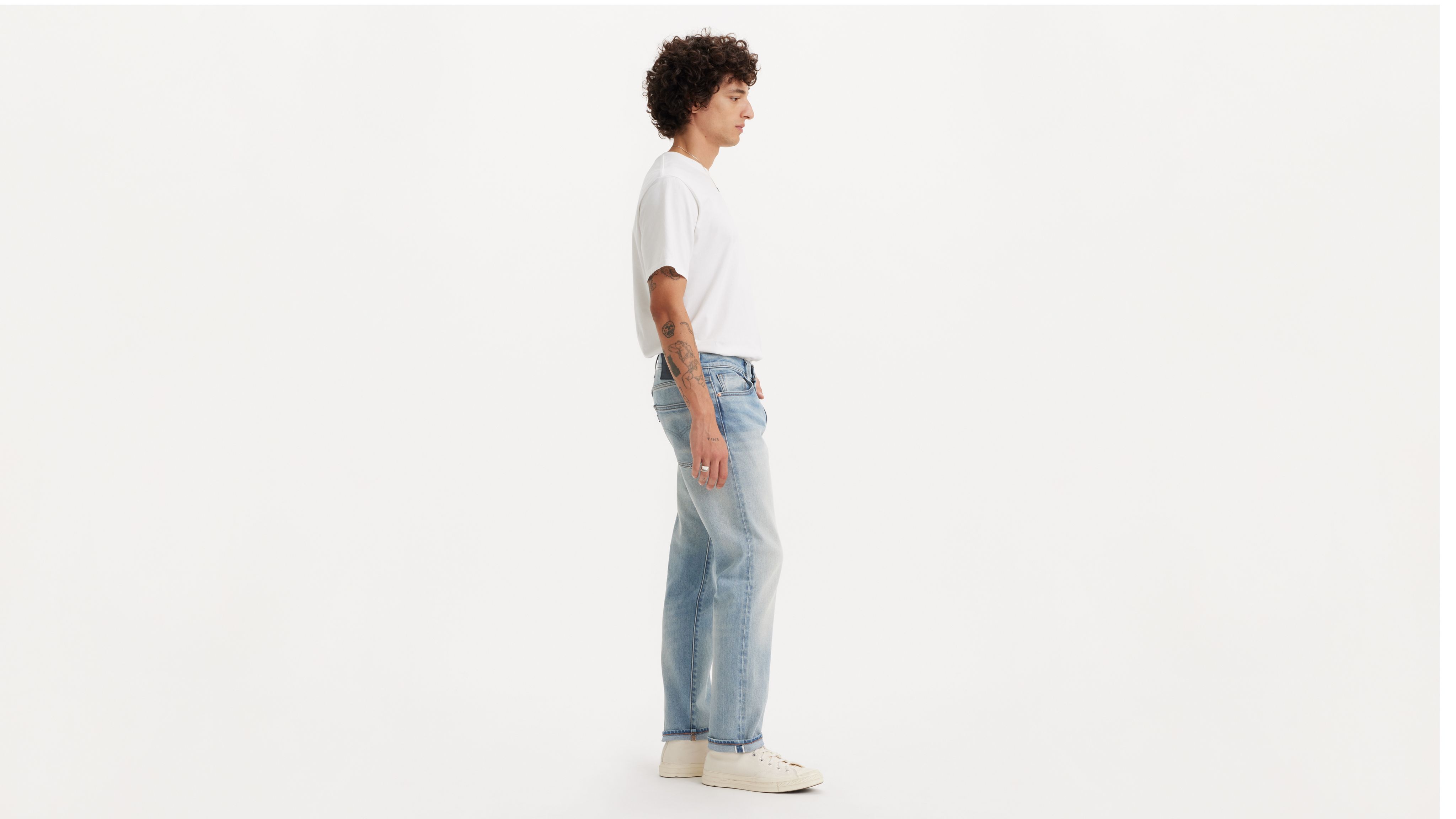 502™ Taper Selvedge Jeans 4