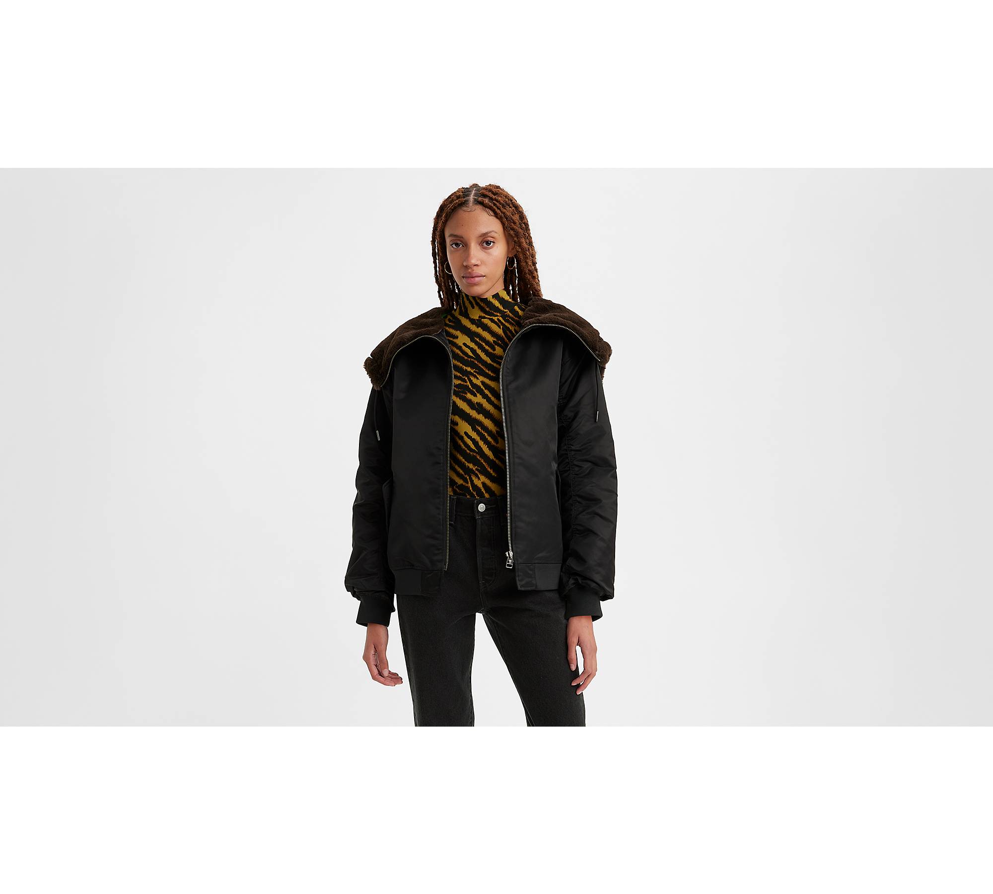 Oversized Hooded Jacket - Black | Levi's® FI