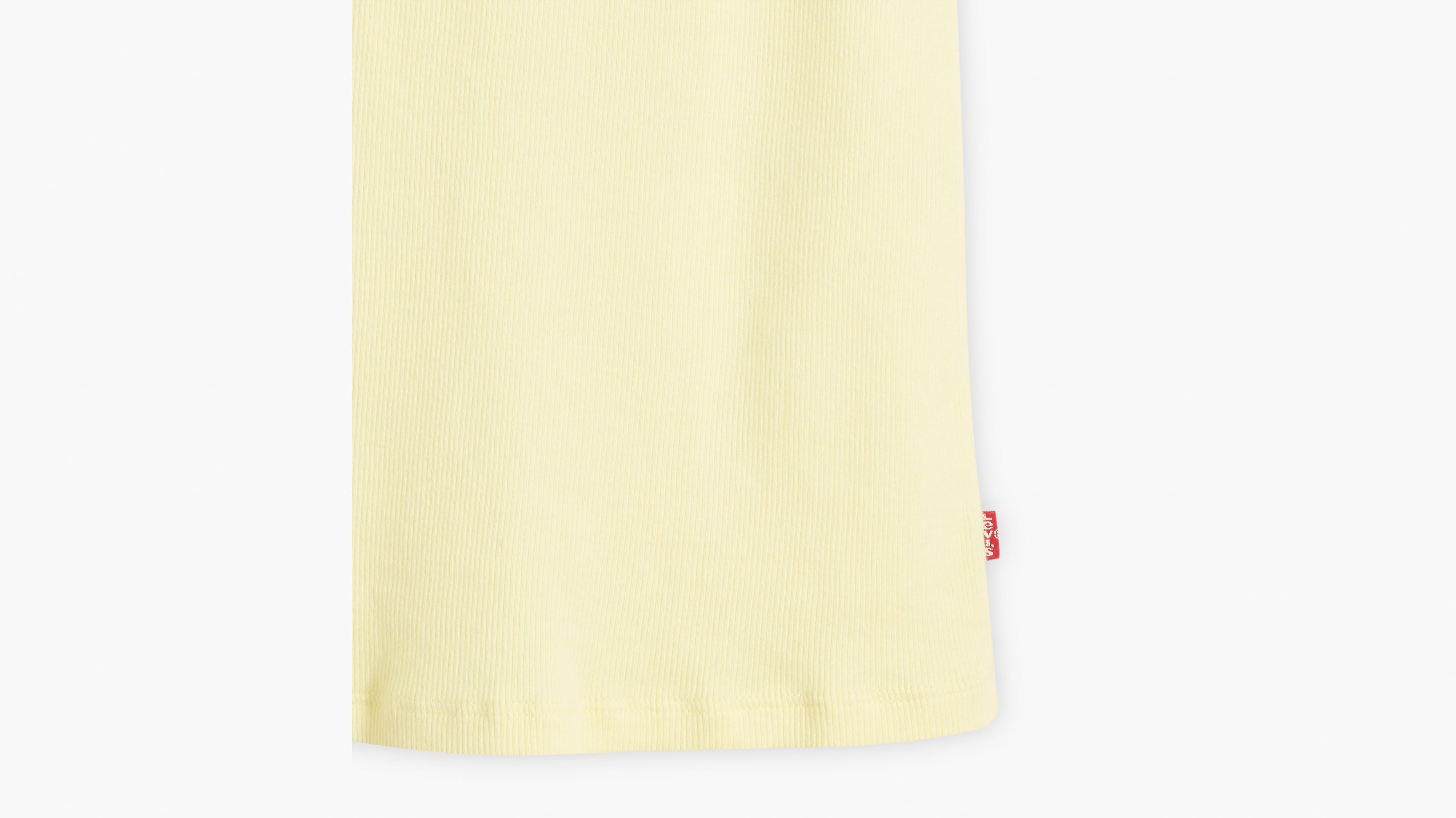 Classic Fit Tank Top 7