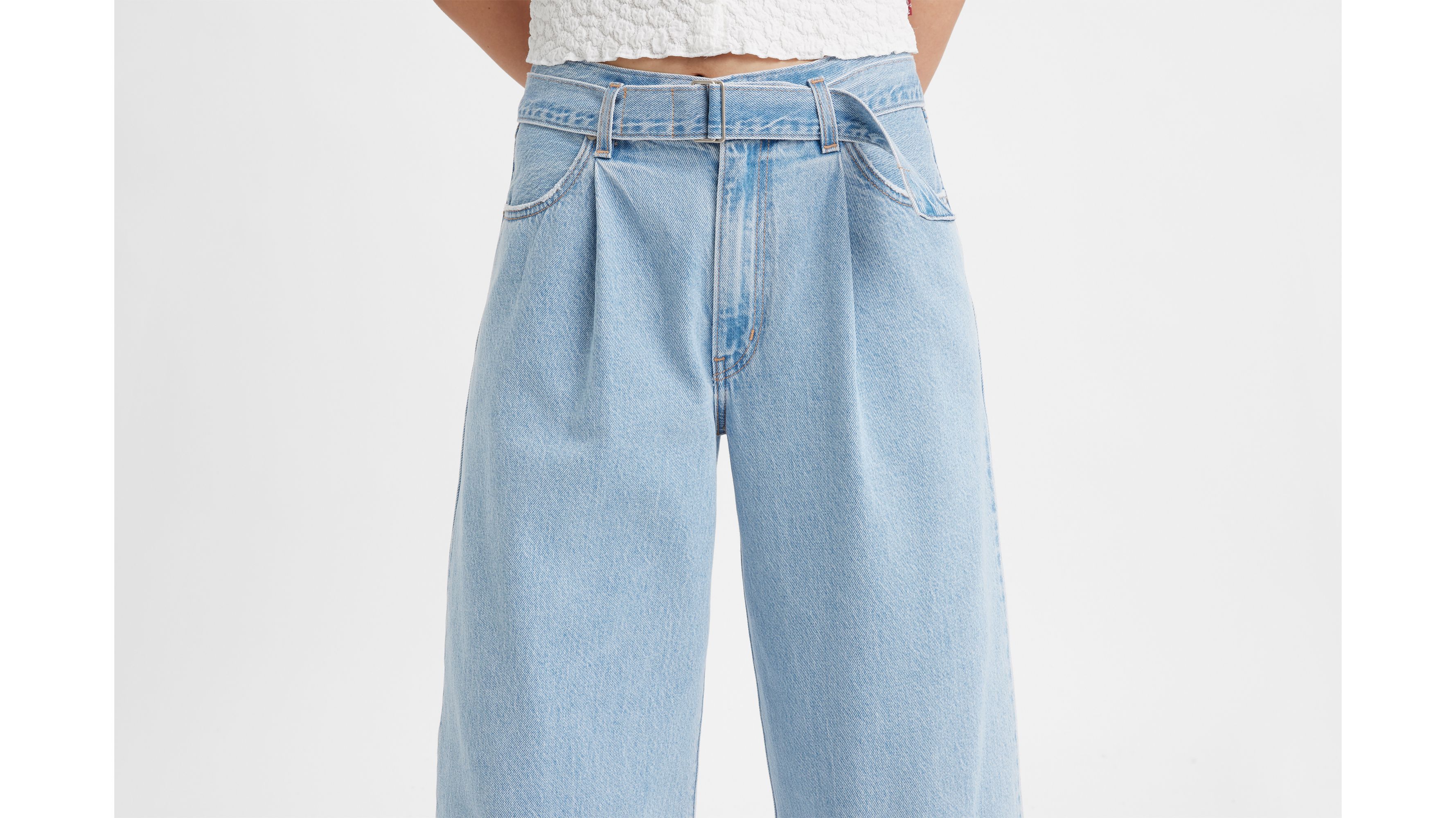 Belted Baggy Jeans