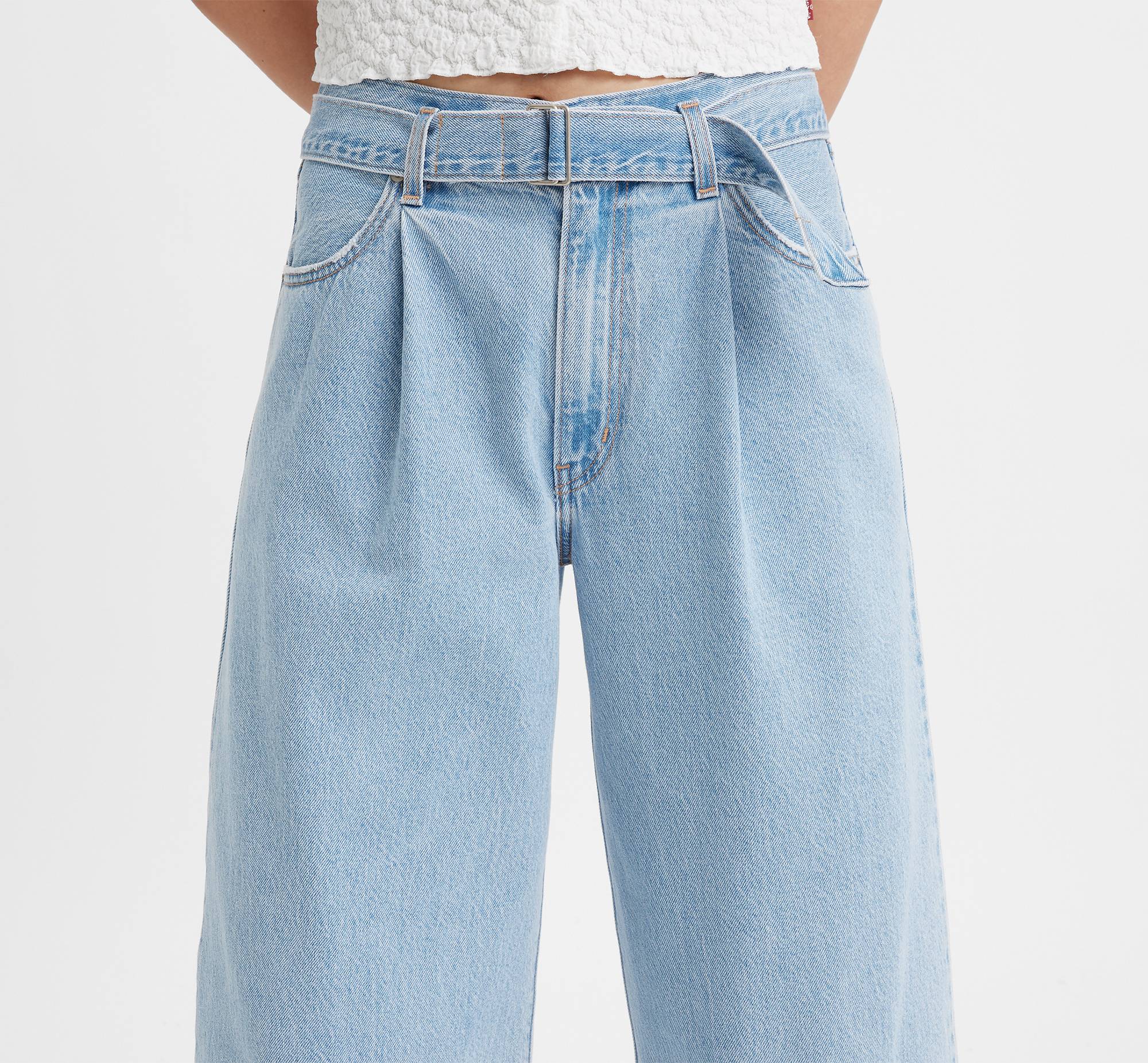 Belted Baggy Jeans 4