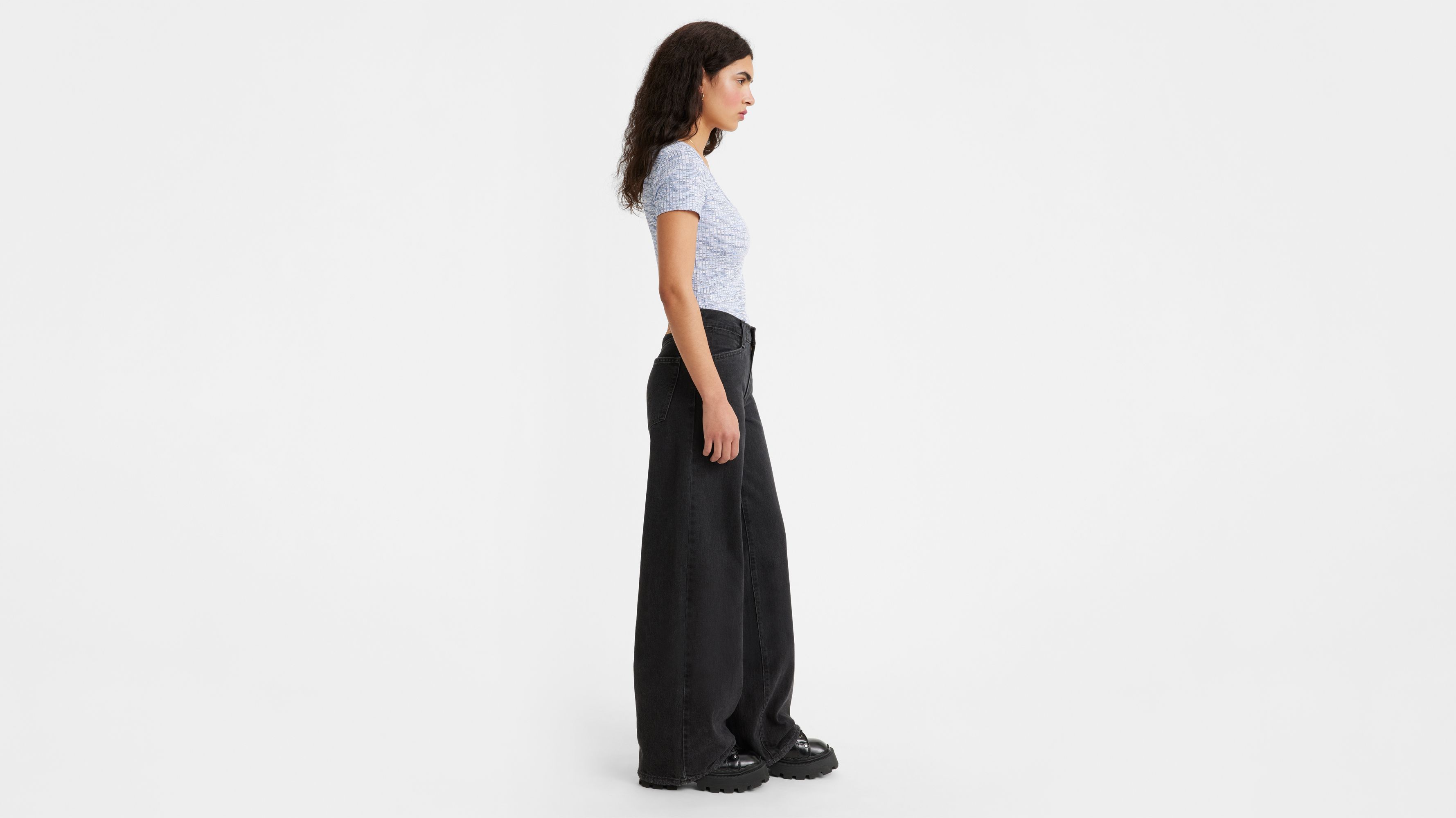 Levi's Women's 94 Baggy Wide Leg Jean (Also Available in Plus), Over  Exposure, 24 at  Women's Jeans store