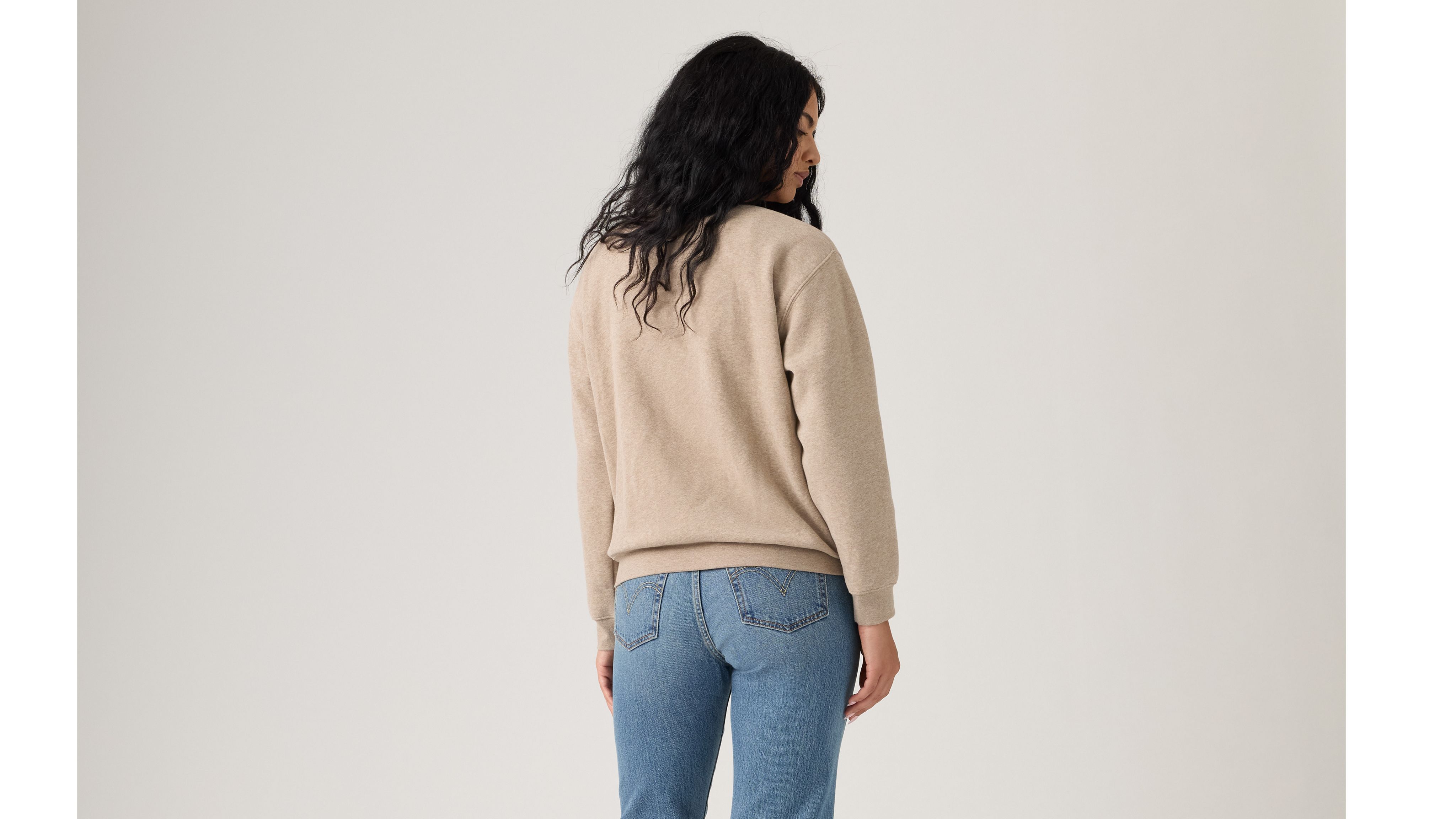 Everyday Sweatshirt 3