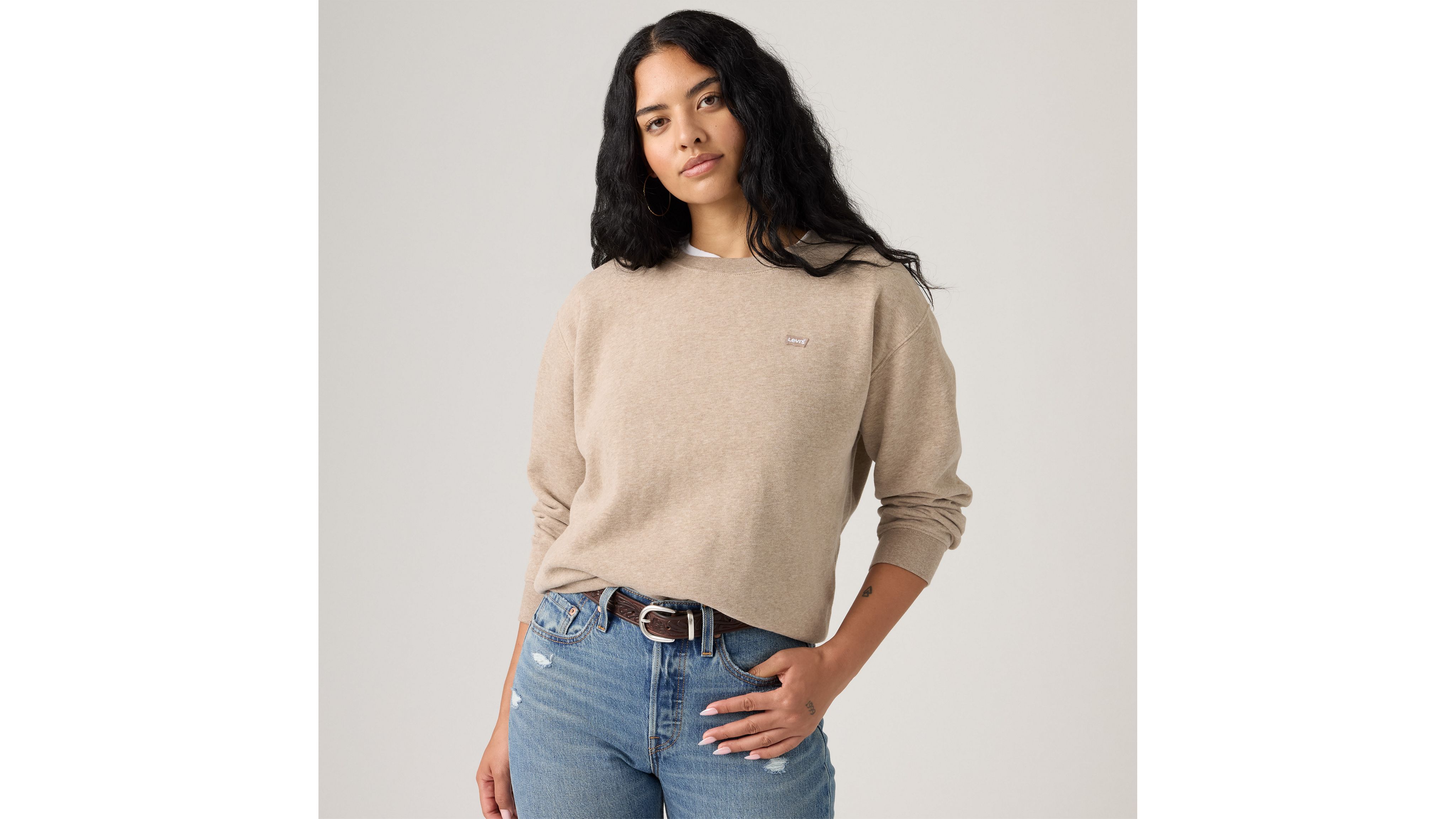 Everyday Sweatshirt 1