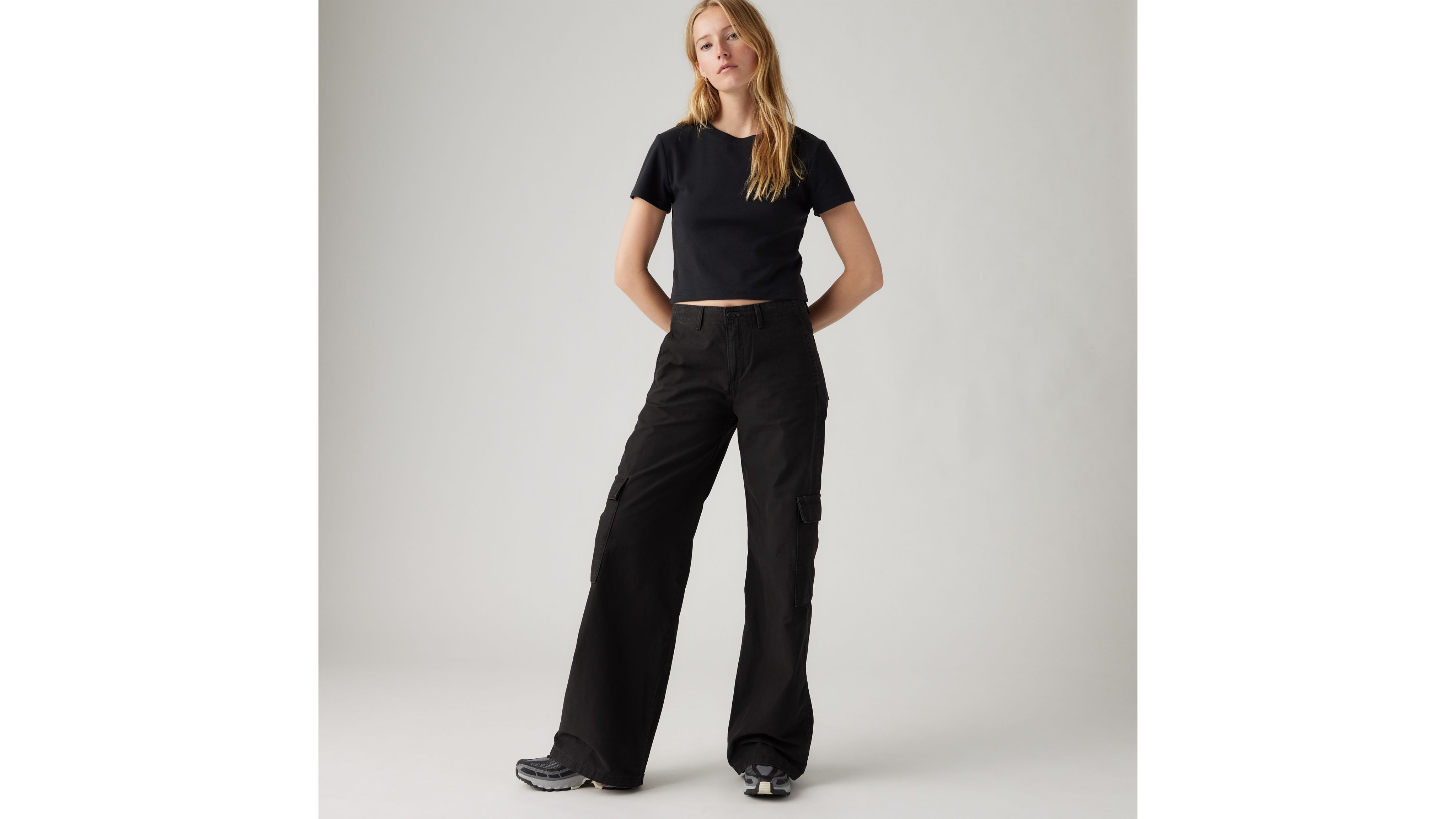 Women's Low-Rise Baggy Cargo Pants, Women's Clearance