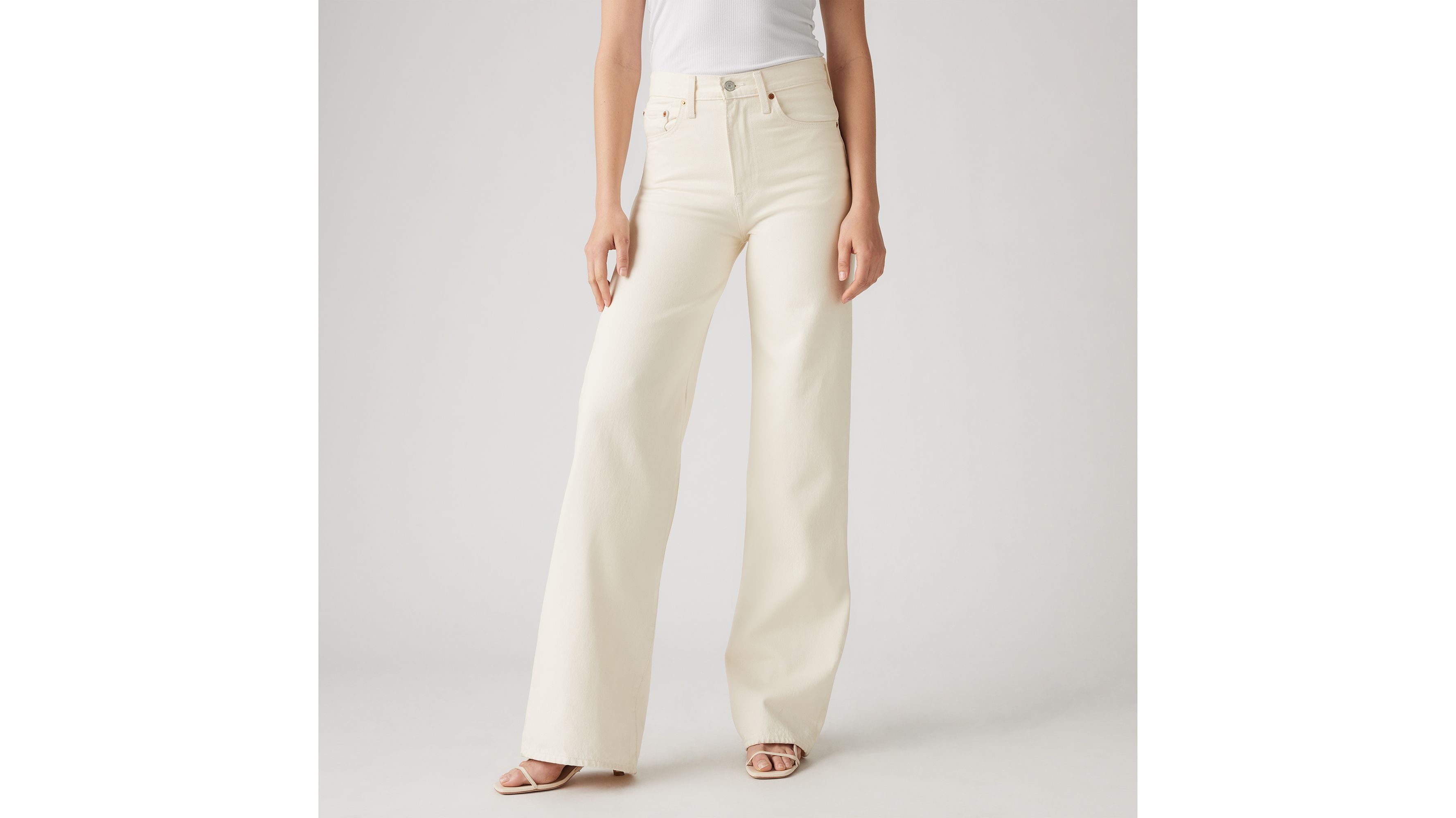 Levi's Ribcage Wide Leg Jeans In Barely Freezing