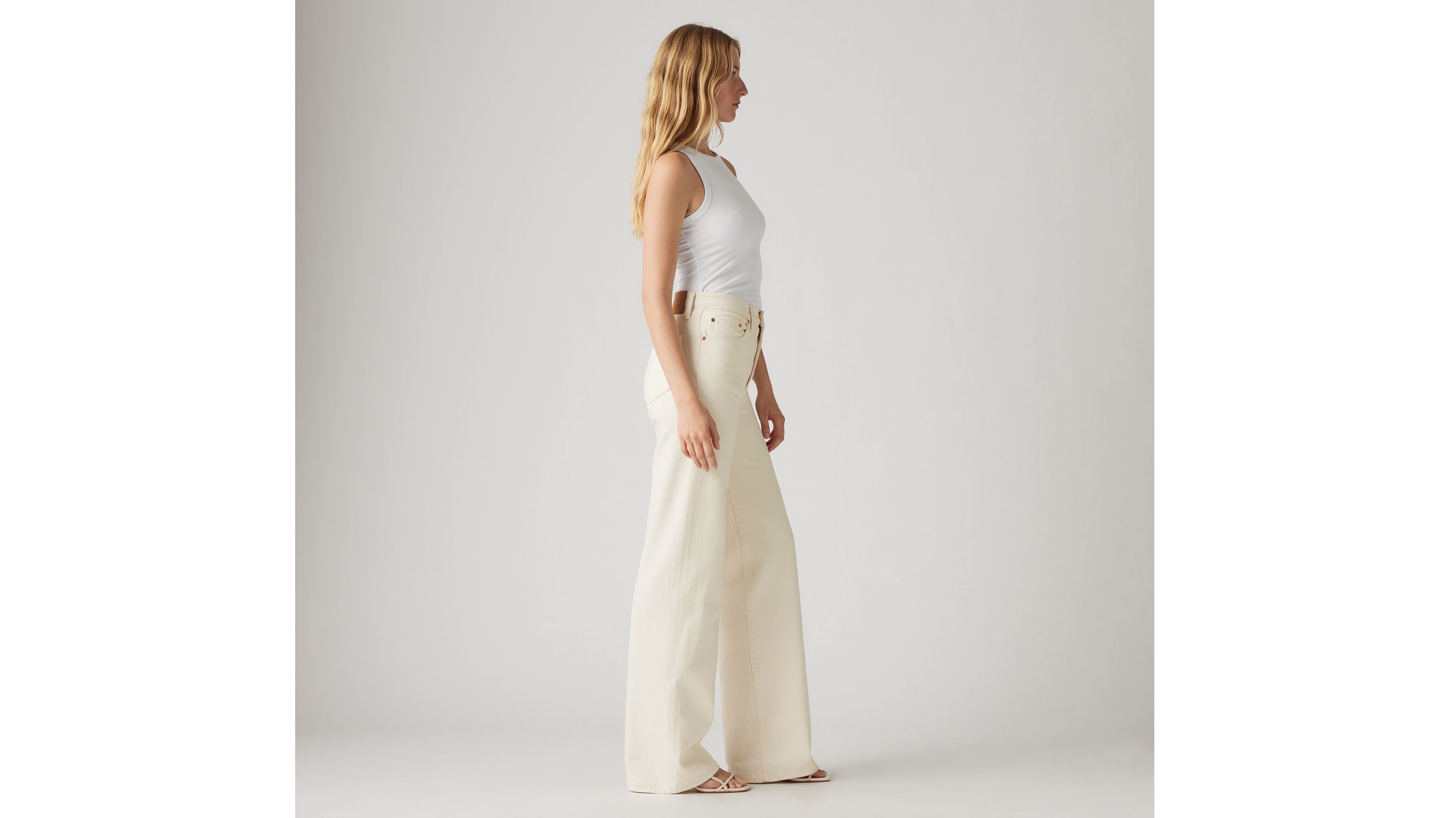 Levi's Ribcage Wide Leg Jeans In Barely Freezing