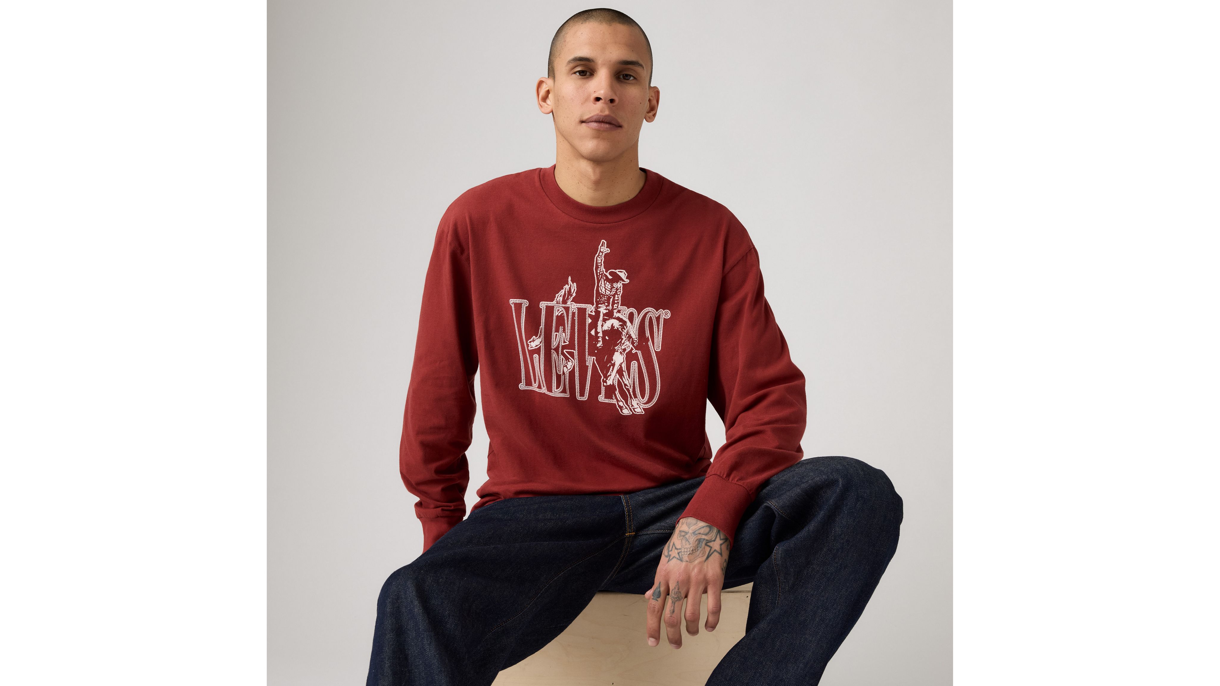 Levi's Long-sleeve Graphic Authentic T-shirt In Red
