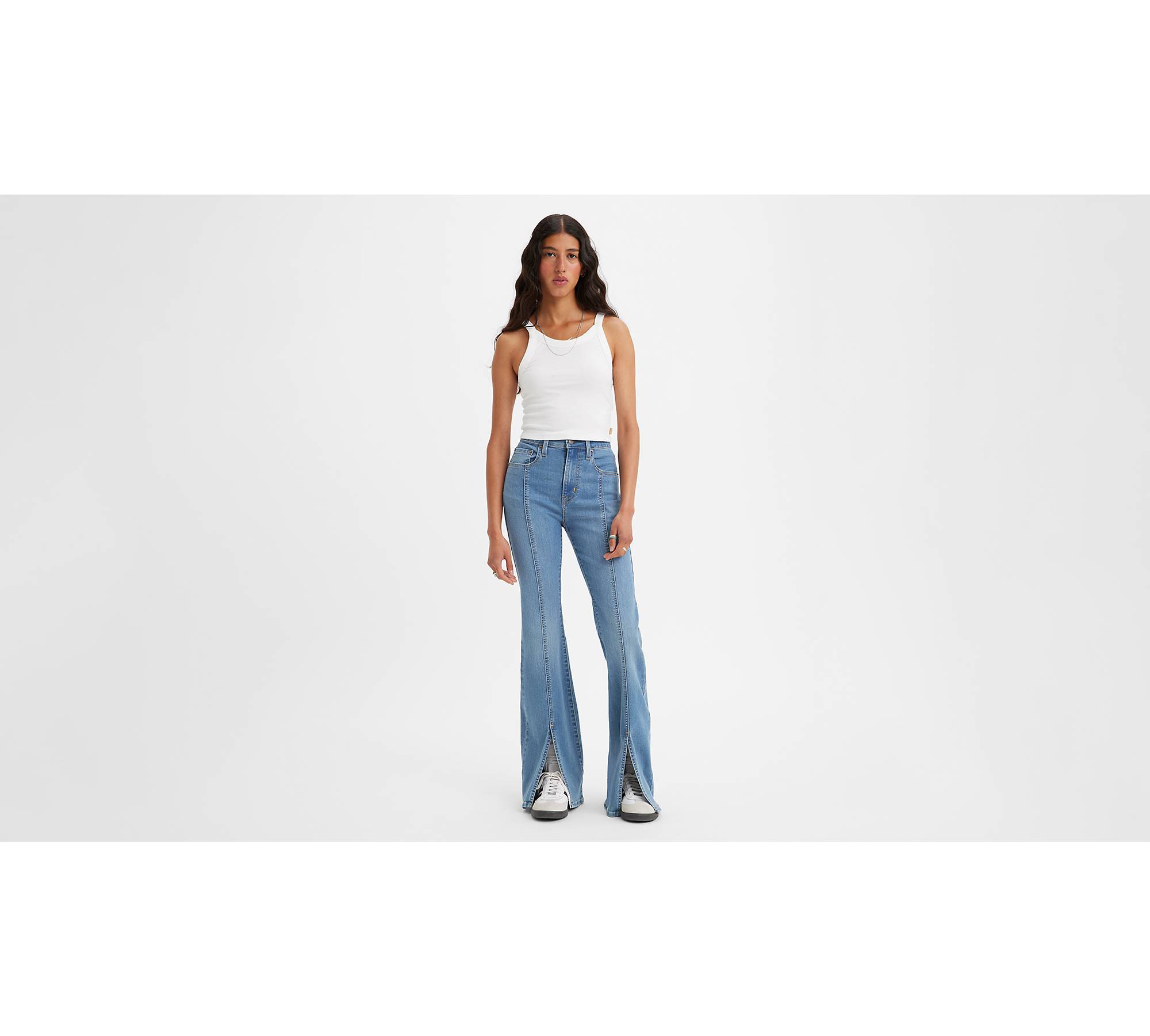 Medium-rise flared jeans - Women