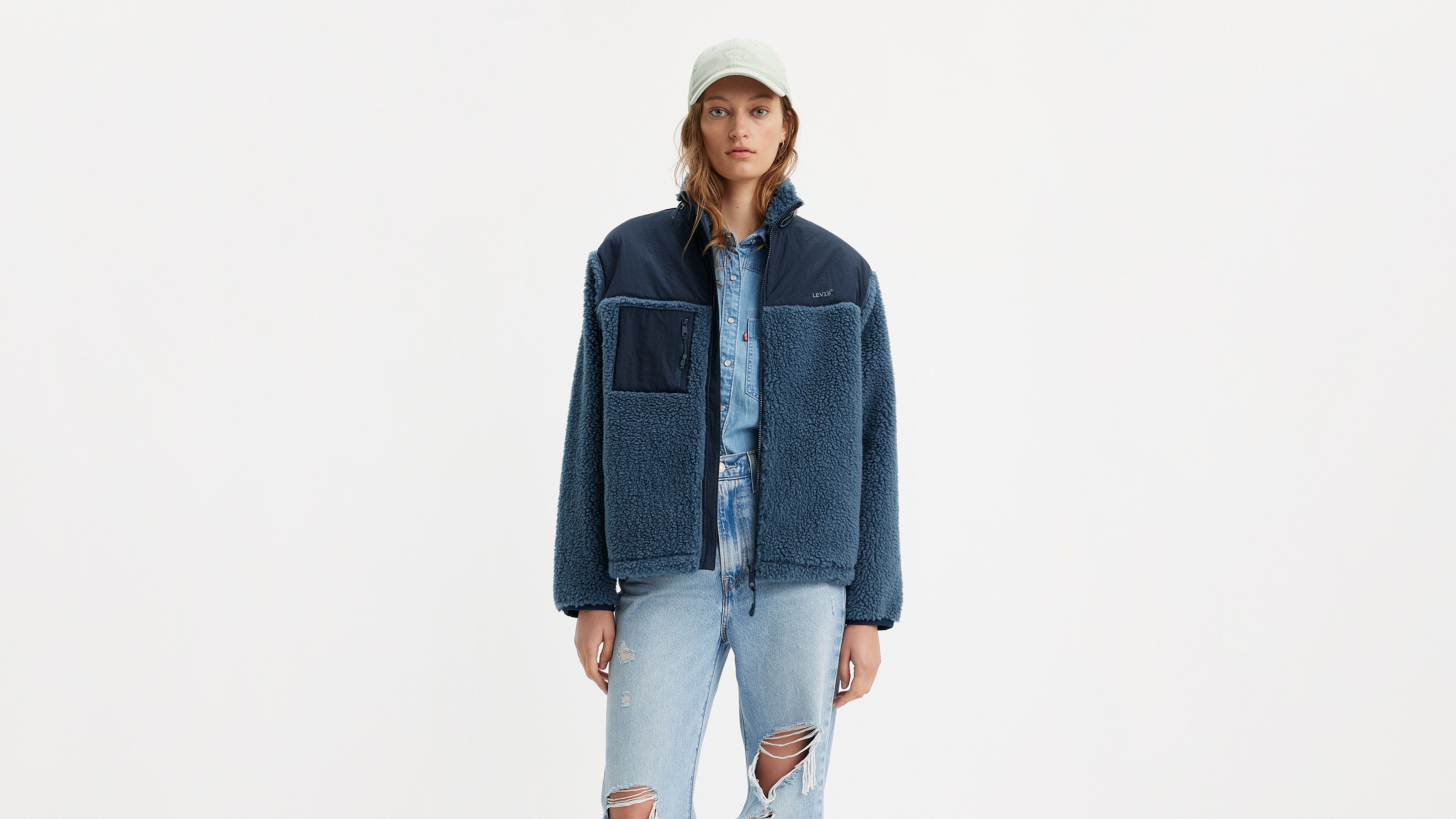 Levis clearance oversized sherpa