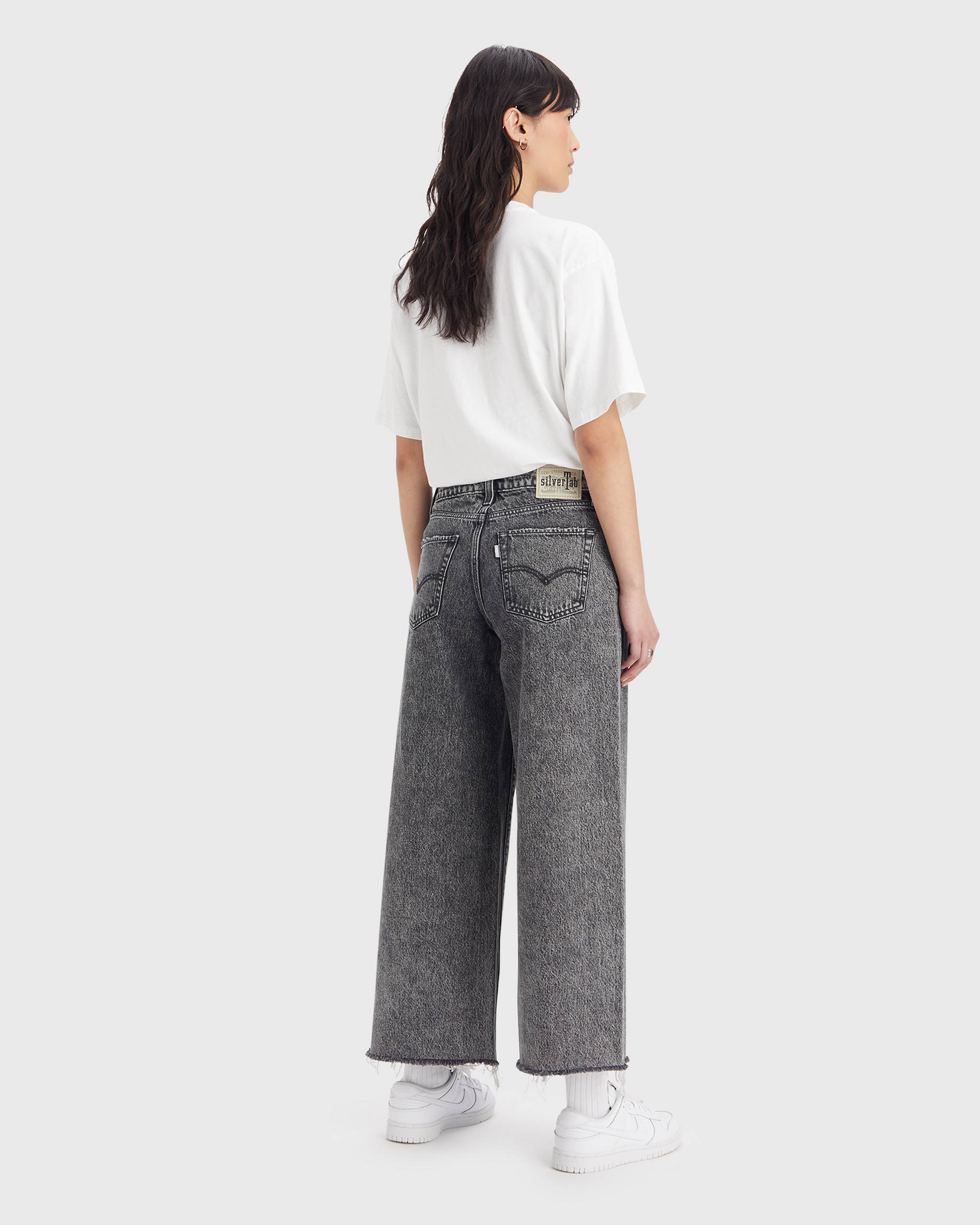 Levi's® Silvertab™ Low Baggy Crop Jeans - Blue | Levi's® KZ Levi's® Silvertab™ Low Baggy Crop Jeans - Blue | Levi's® KZ