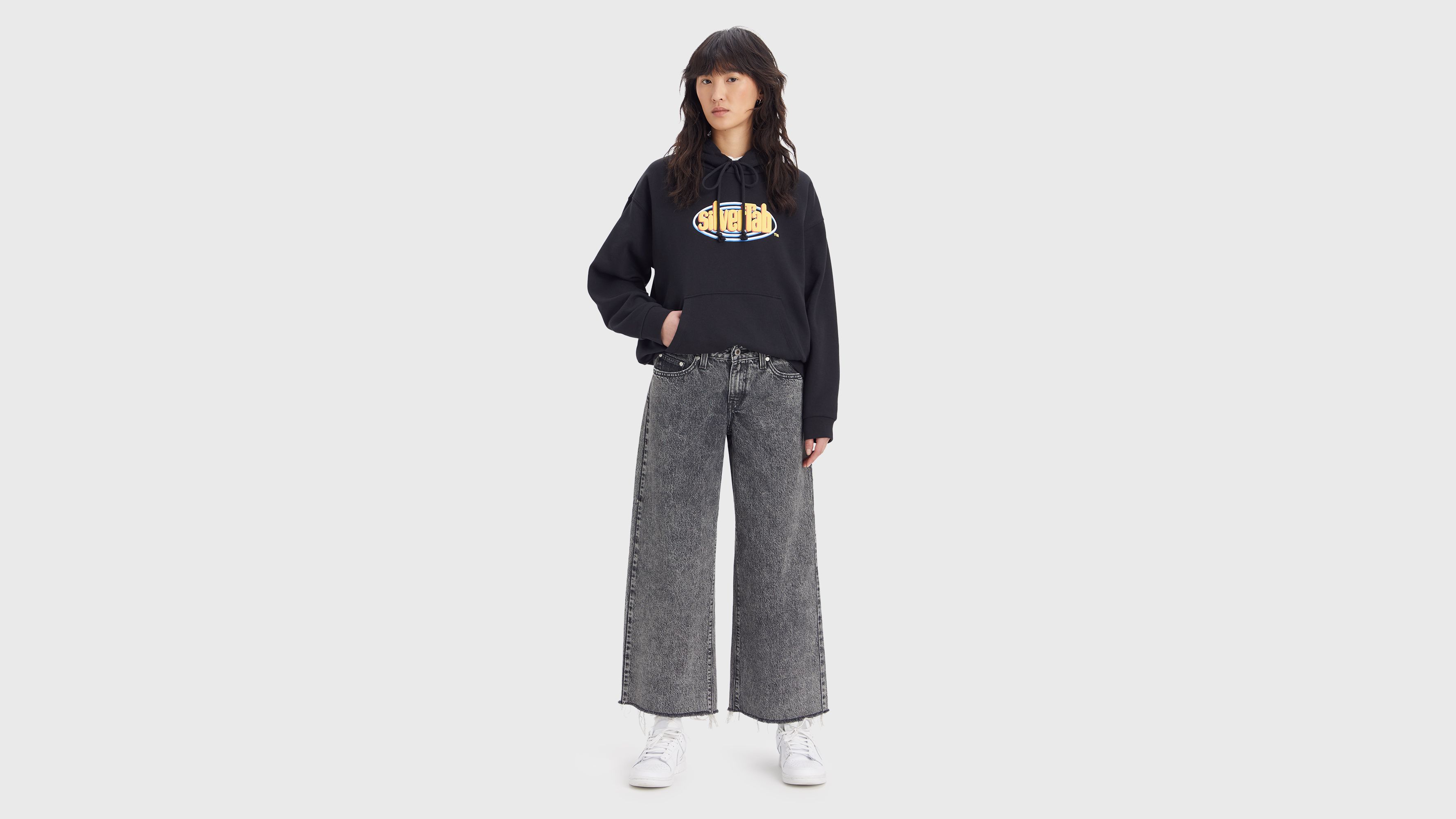 Levi's® Silvertab™ Low Baggy Crop Jeans - Blue | Levi's® XK
