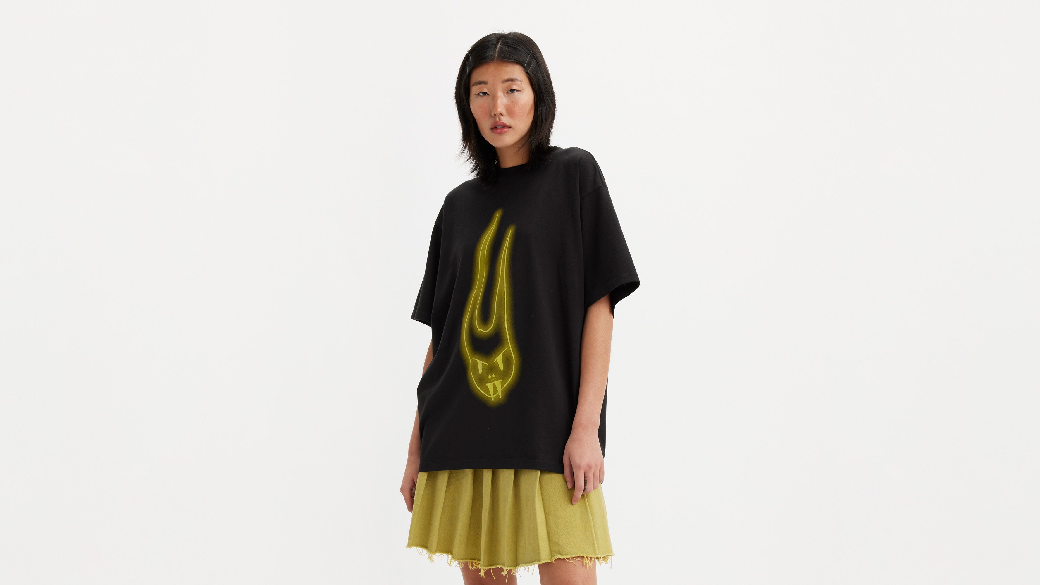 Levi's® x Barbie Ferreira Oversized Bunny Tee 4