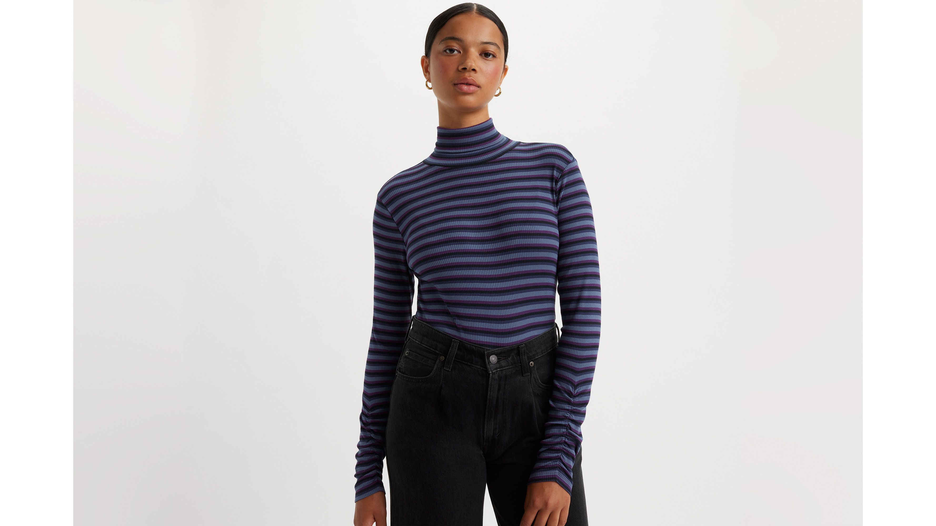 High turtleneck outlet shirt