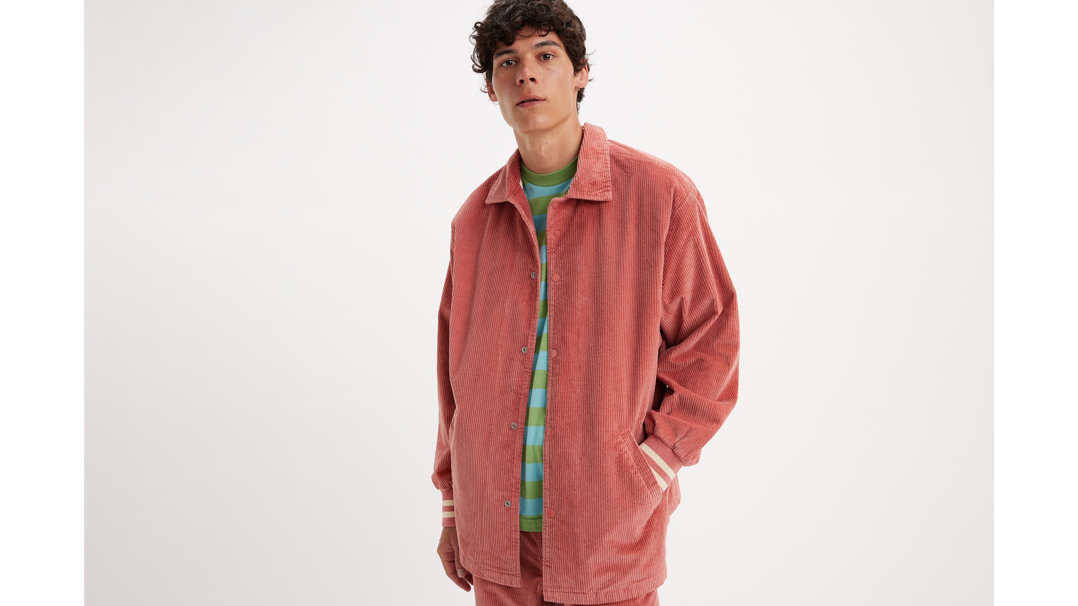 soe book skateboading coach jacket