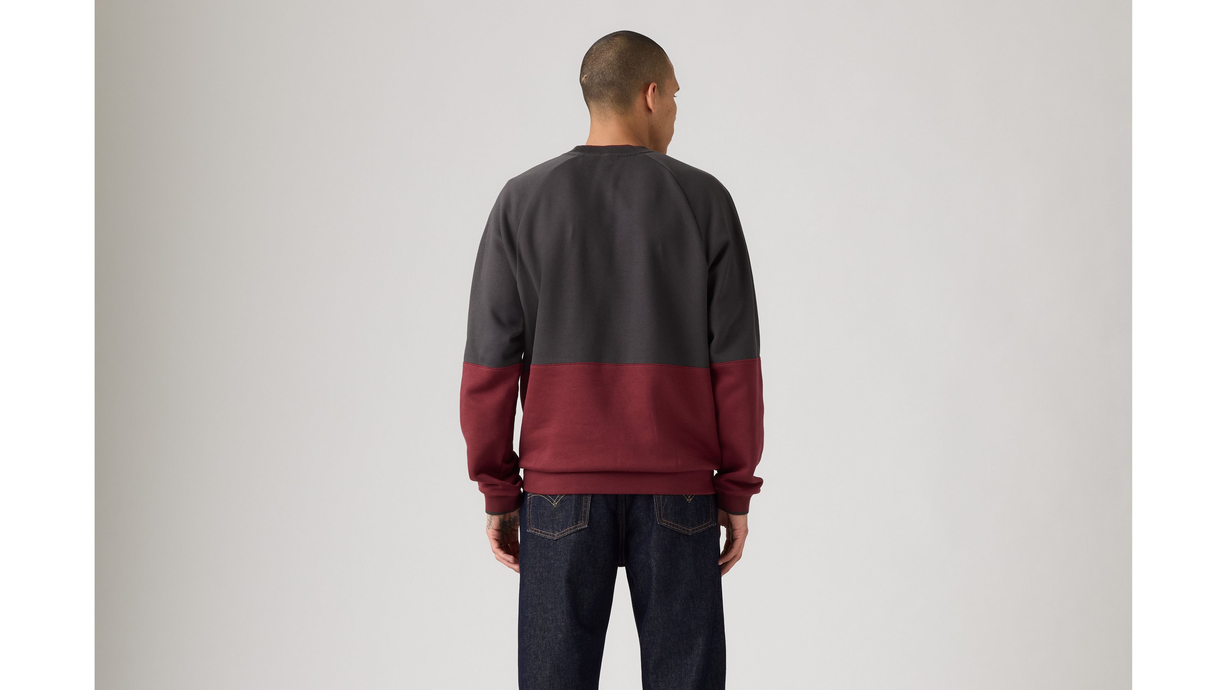 Levi's Red Tab Crewneck Sweatshirt In Gray