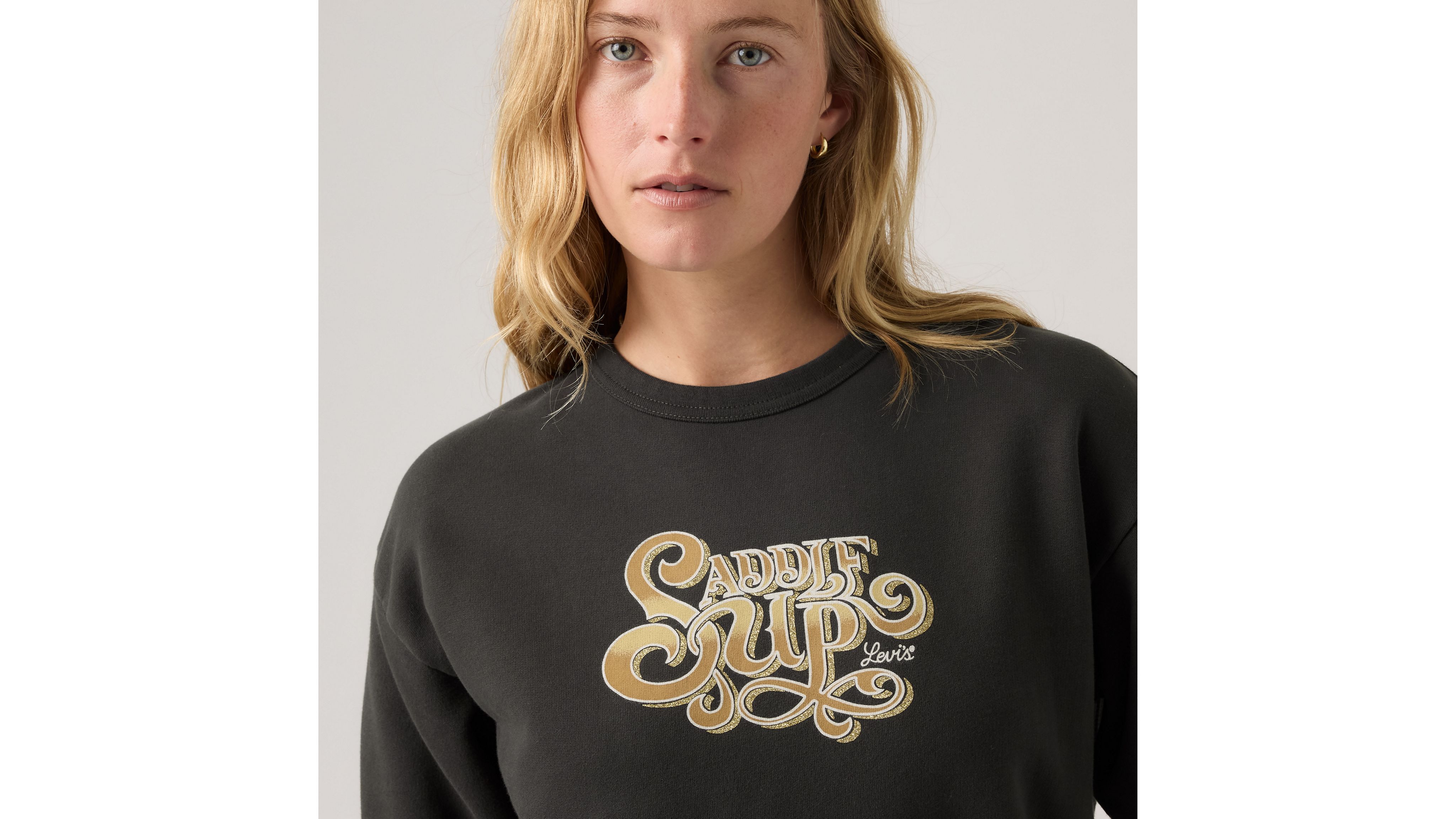 Levi's Graphic Heritage Crew Sweatshirt In Black