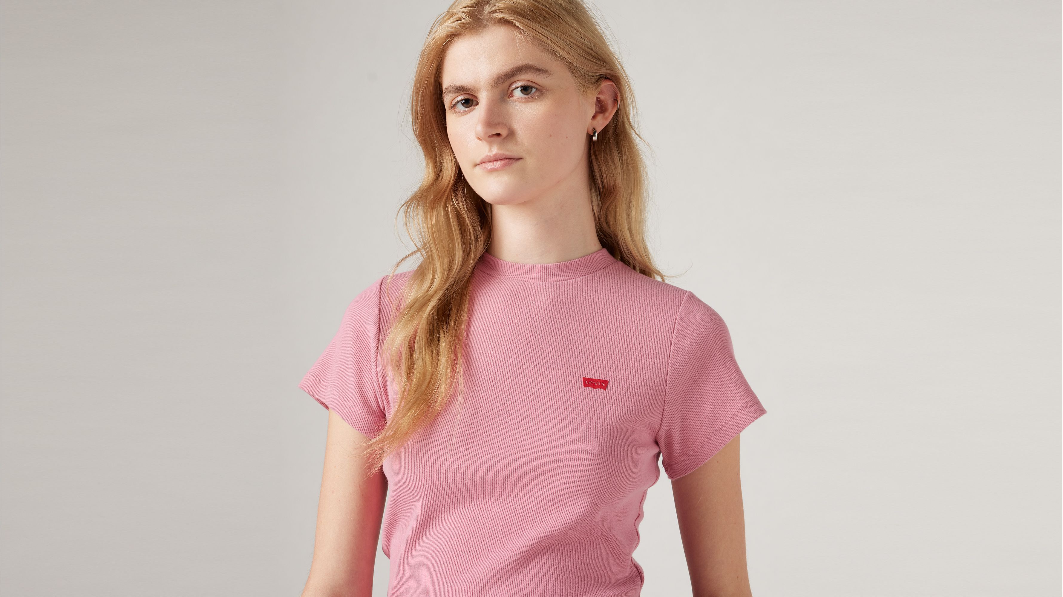 Essential Sporty Tee 3