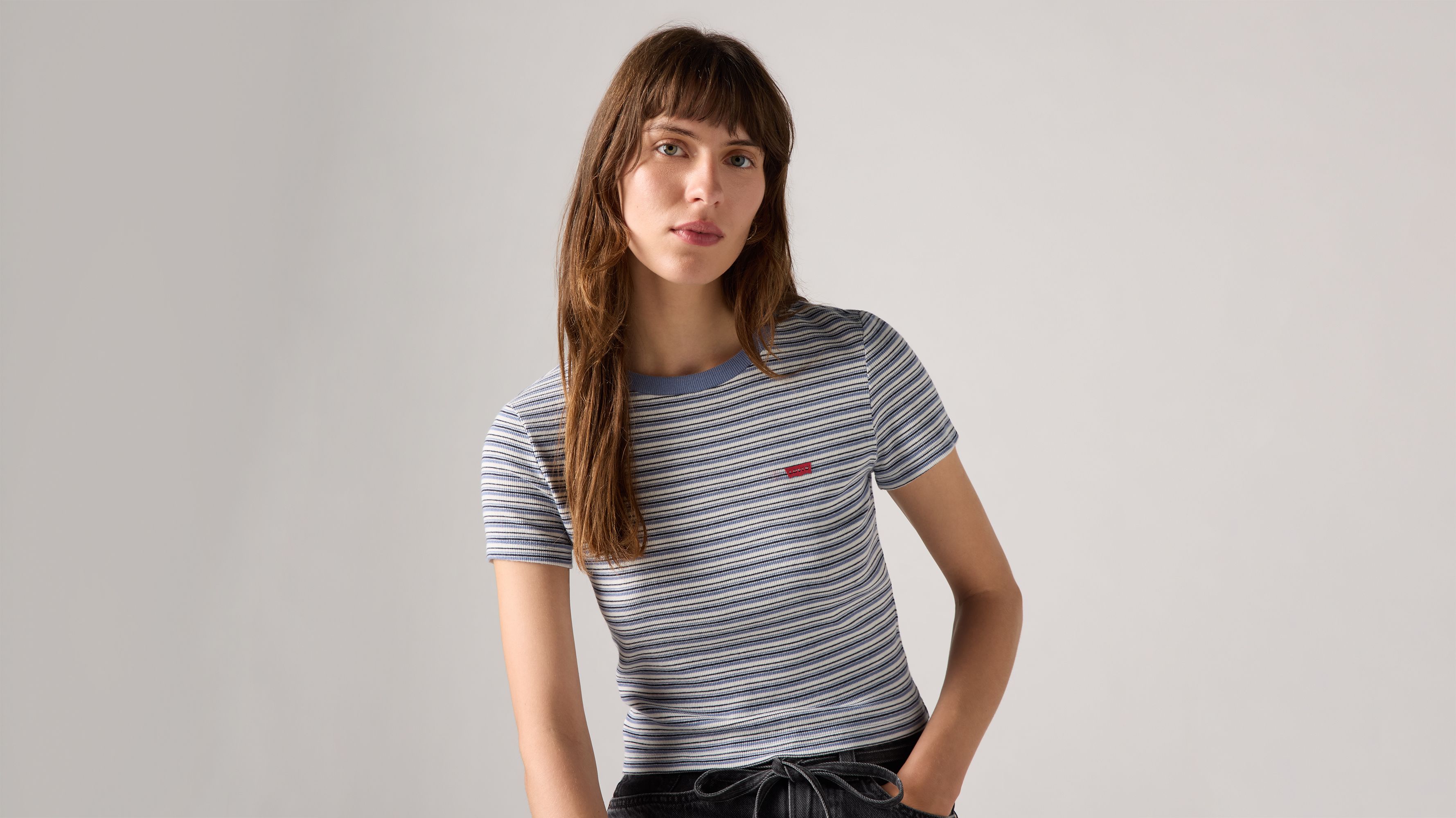 Essential Sporty Tee 4