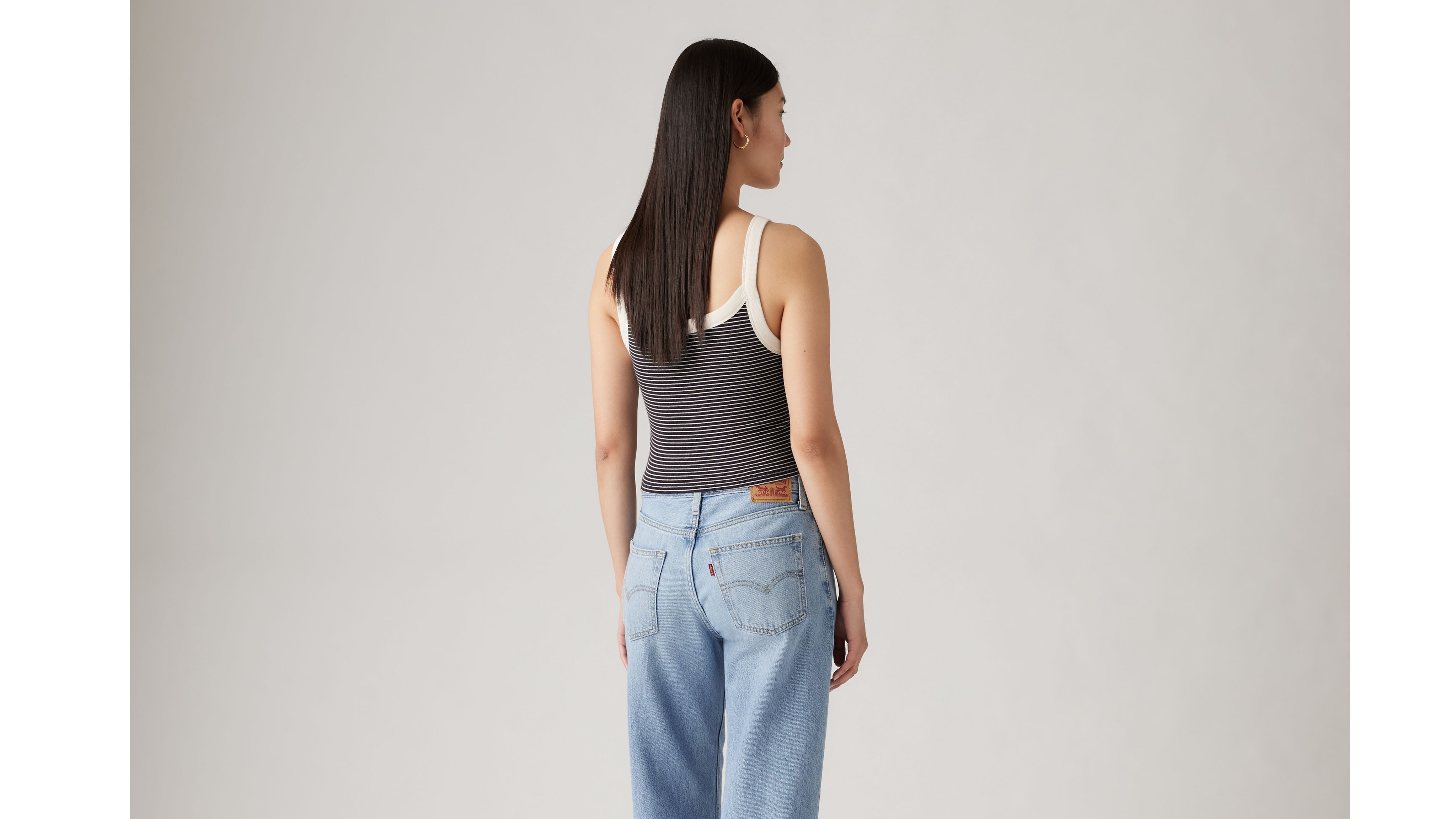 Essential Sporty Tank Top 3