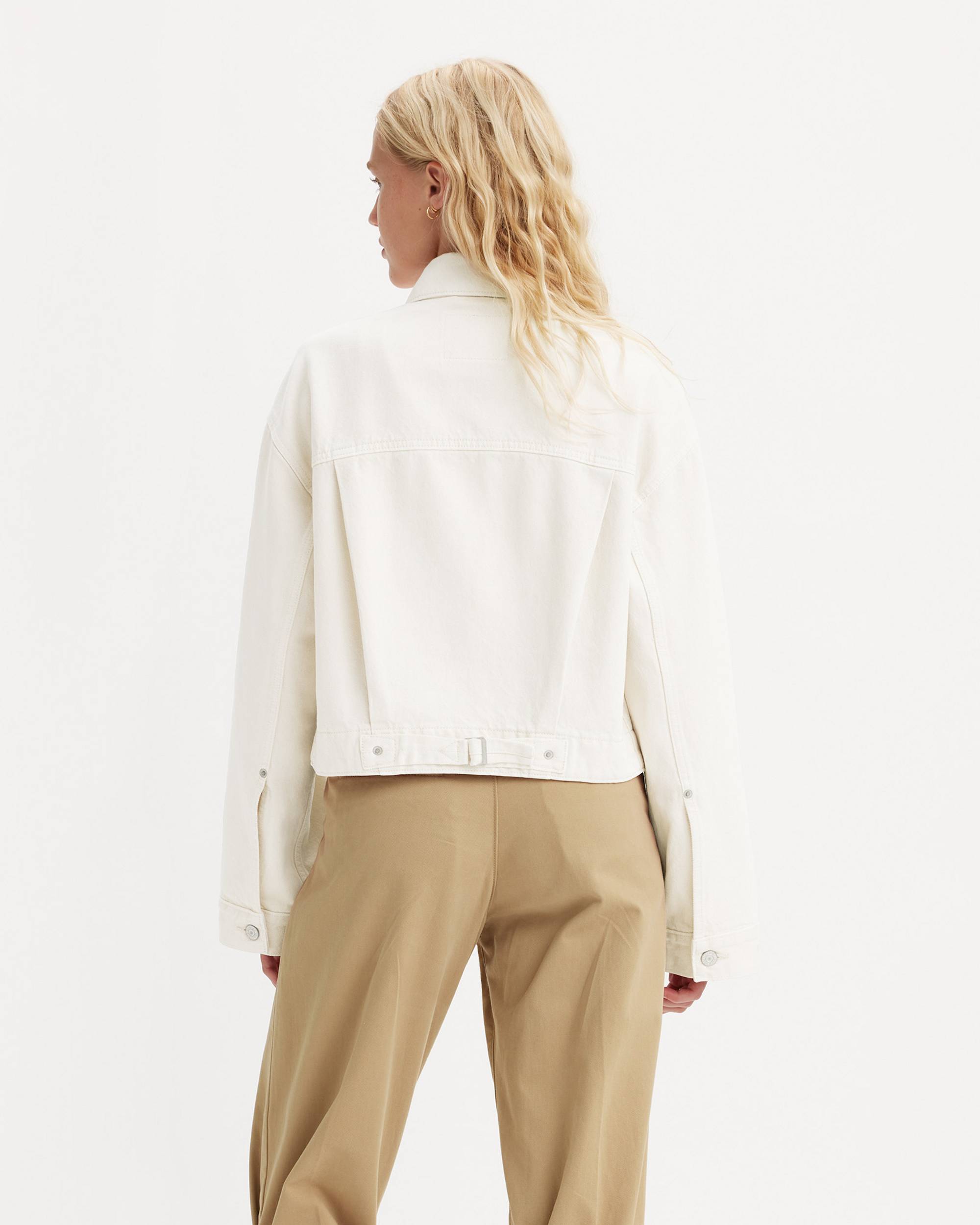 Tailored 90s Trucker Jacket - White | Levi's® US Tailored 90s Trucker Jacket - White | Levi's® US