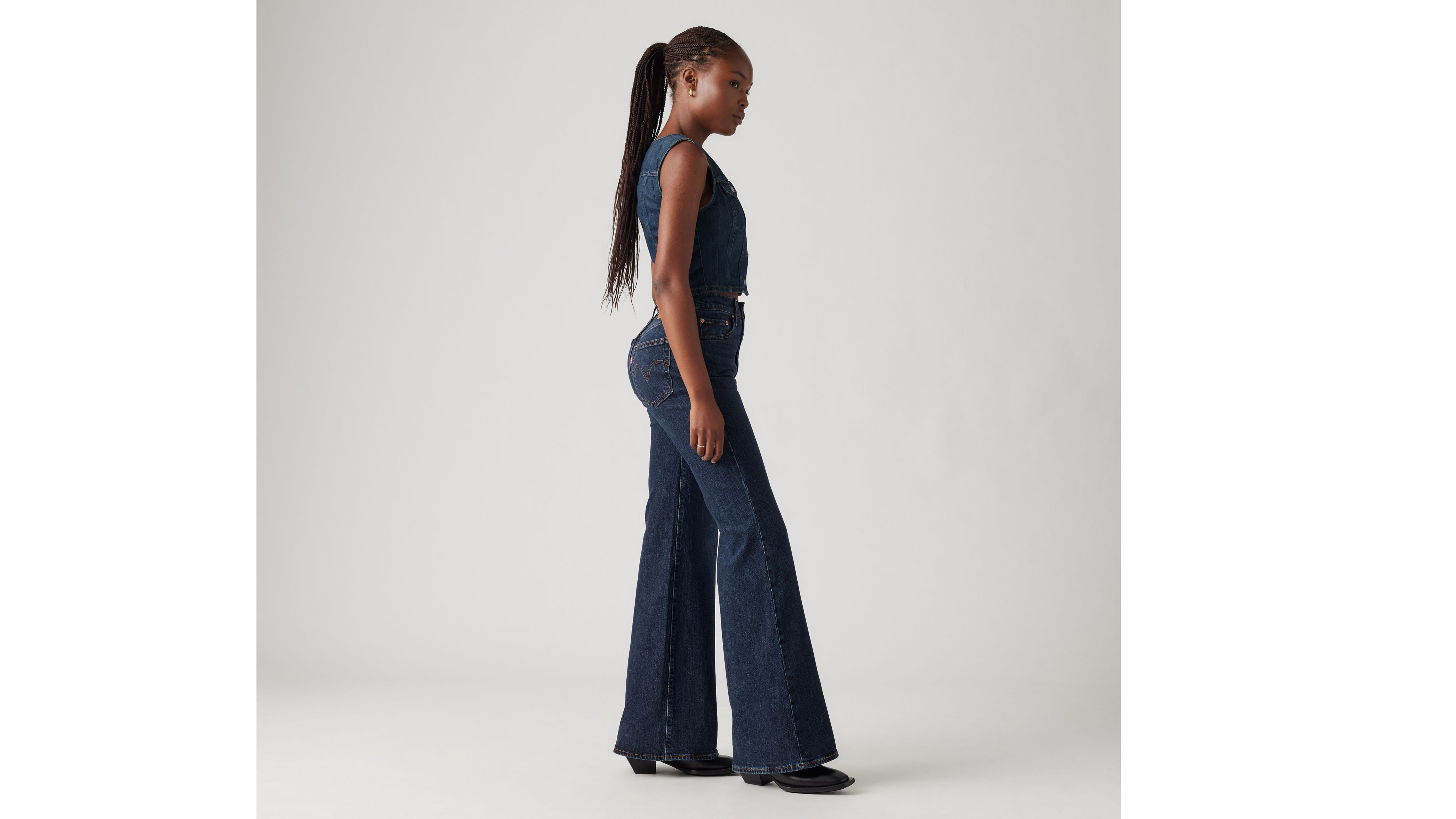 Levis jeans hotsell bell bottoms