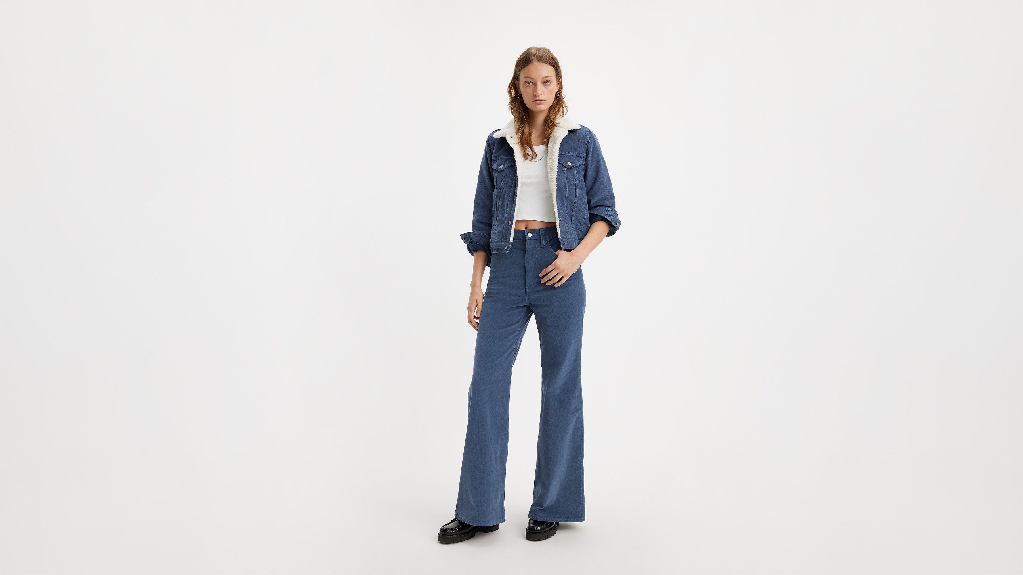 Ribcage Bell Corduroy Women's Pants - Blue | Levi's® US