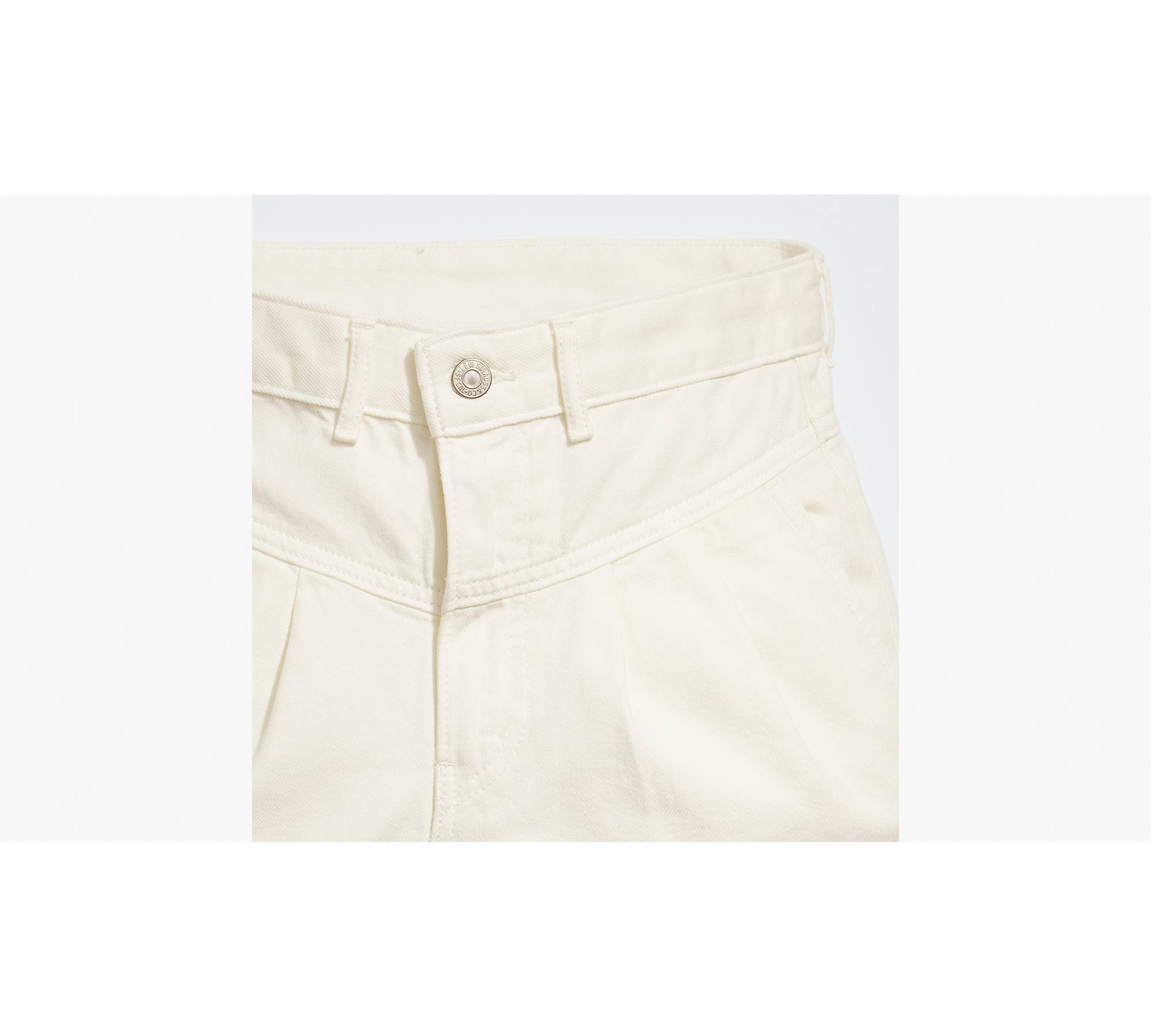 Lightweight Mom Shorts - White | Levi's® GB