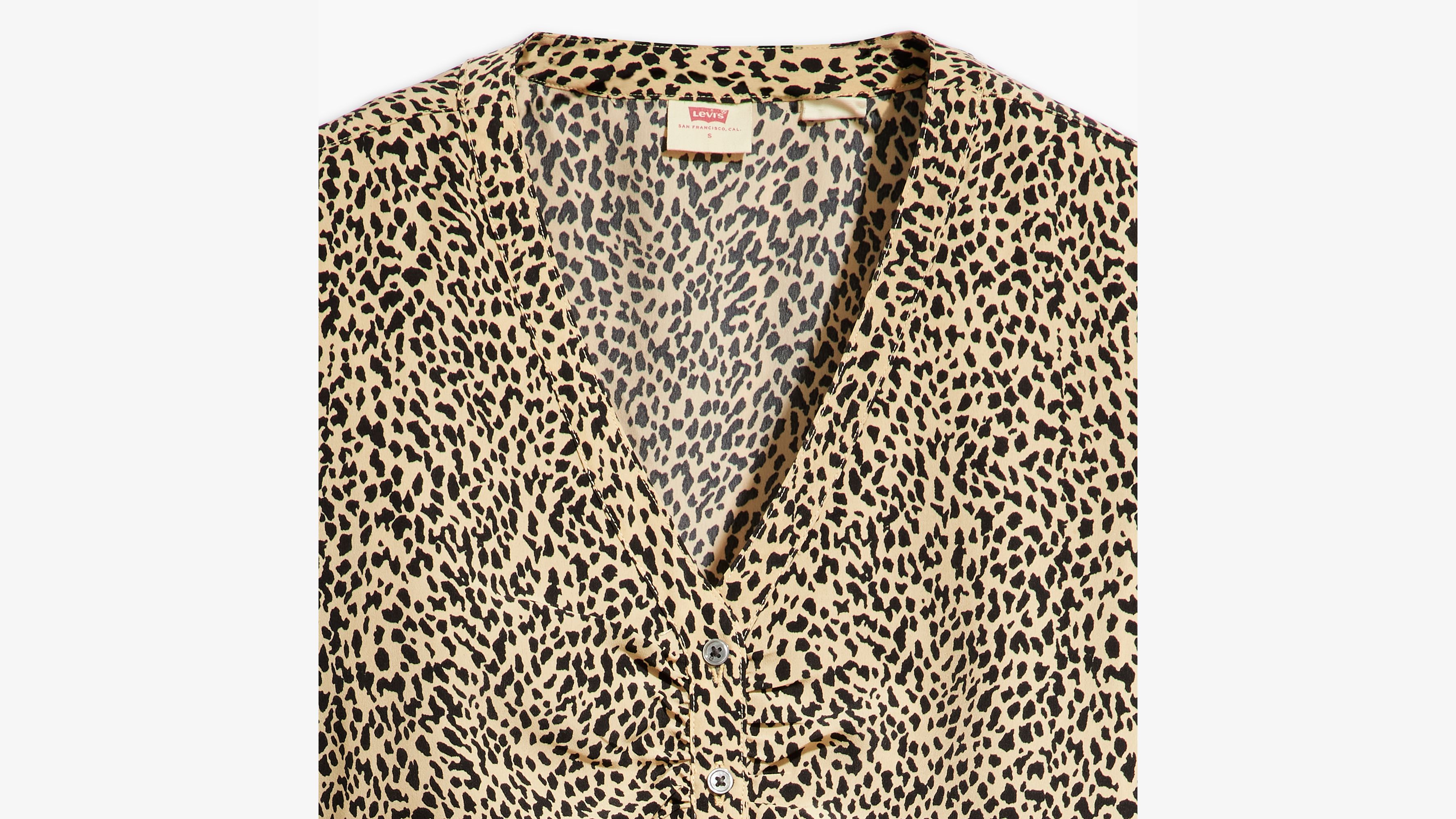 Levi's Trendy Plus Zenda Ruched Button-Front Blouse