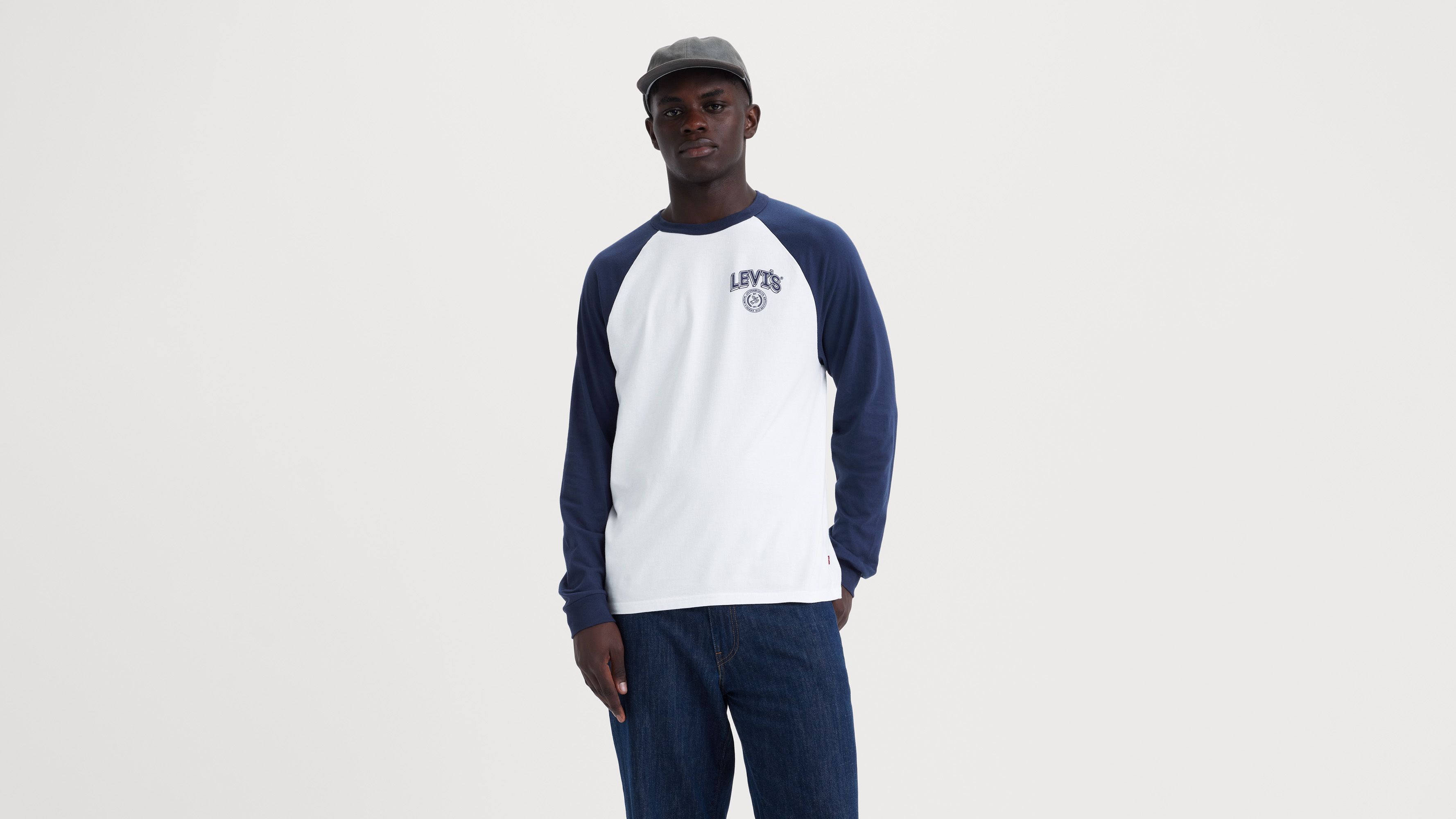 Long Sleeve Graphic Raglan T-shirt - White | Levi's® CA