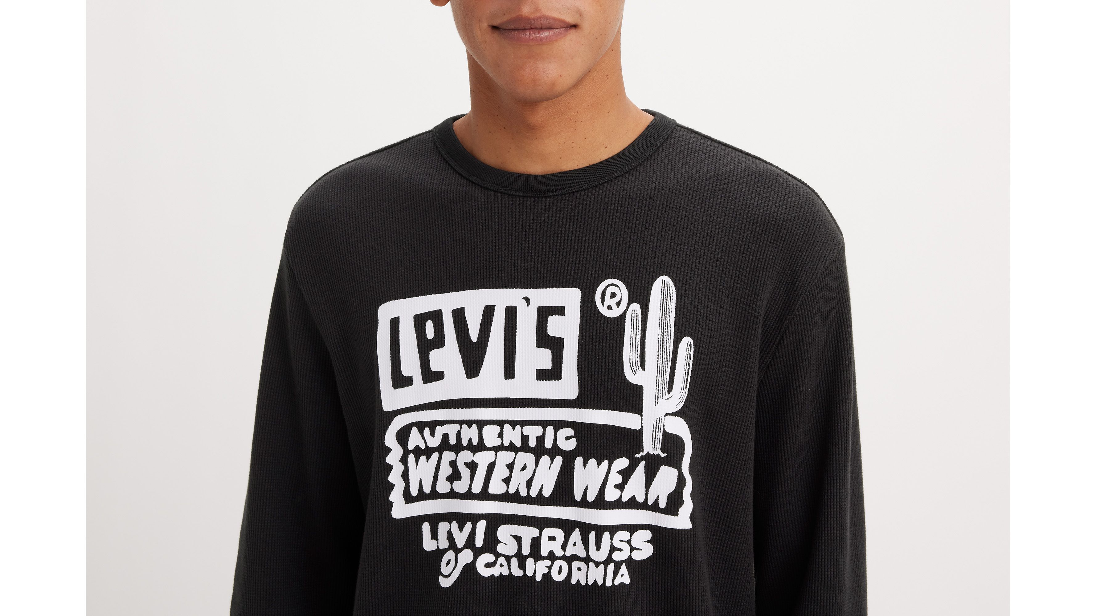 Long Sleeve Graphic Thermal Shirt - Black | Levi's® US