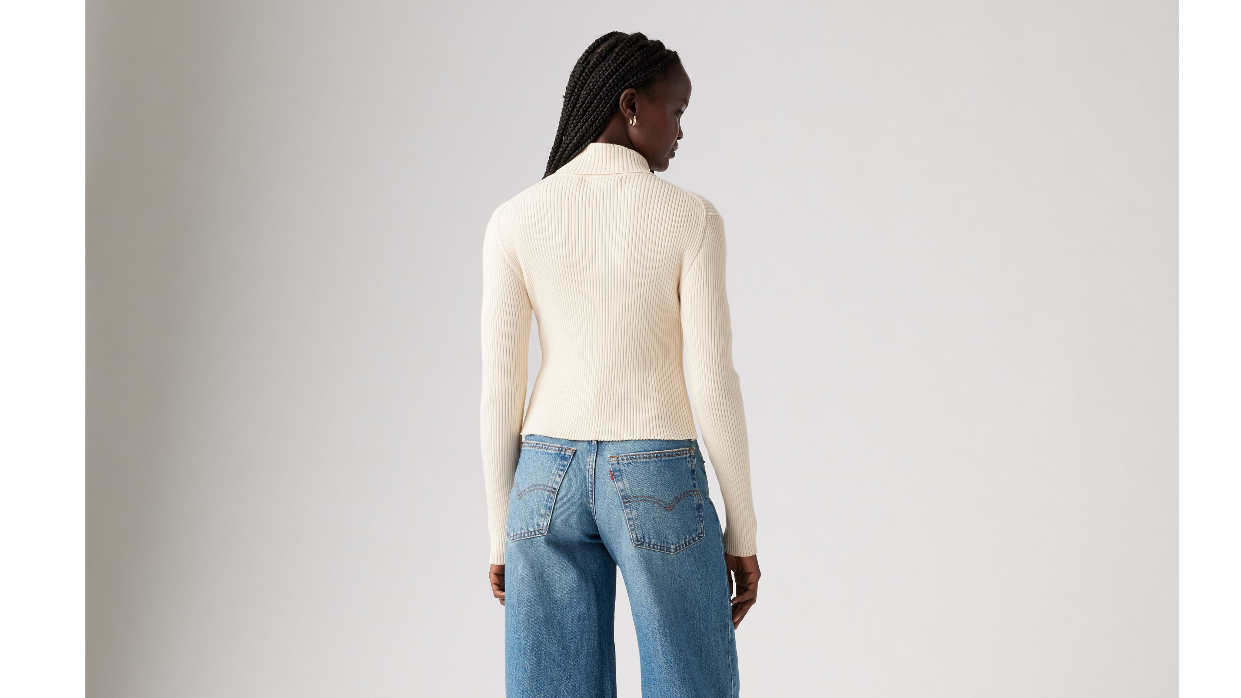 Tulip Turtleneck Sweater 3