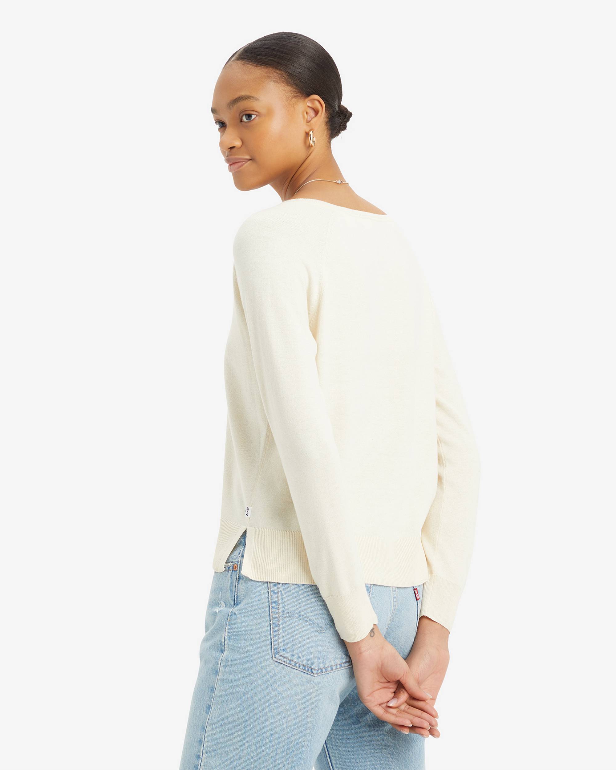 Petal V-neck Sweater - Cream | Levi's® ES Petal V-neck Sweater - Cream | Levi's® ES