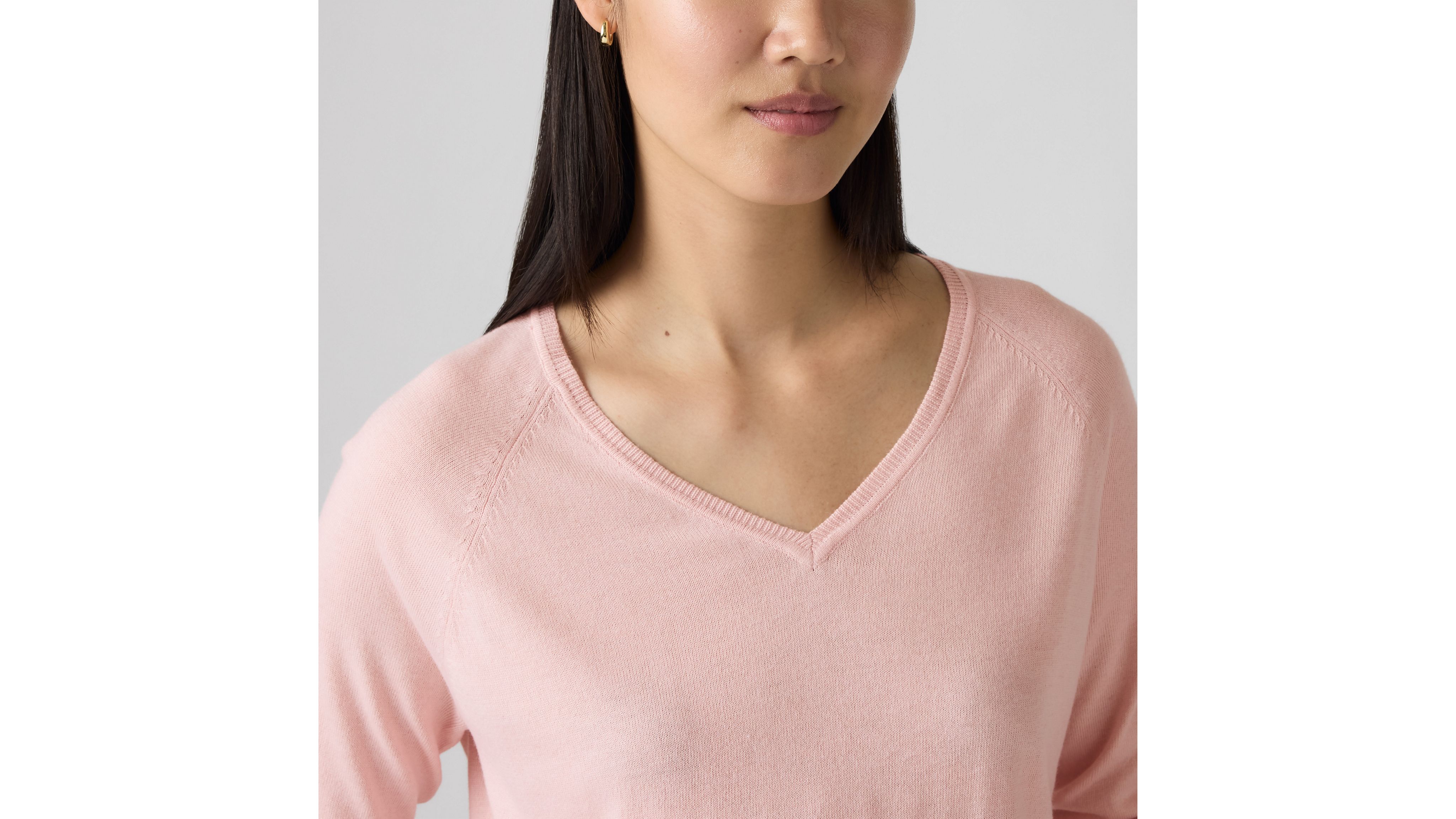 Petal V-Neck Sweater 4