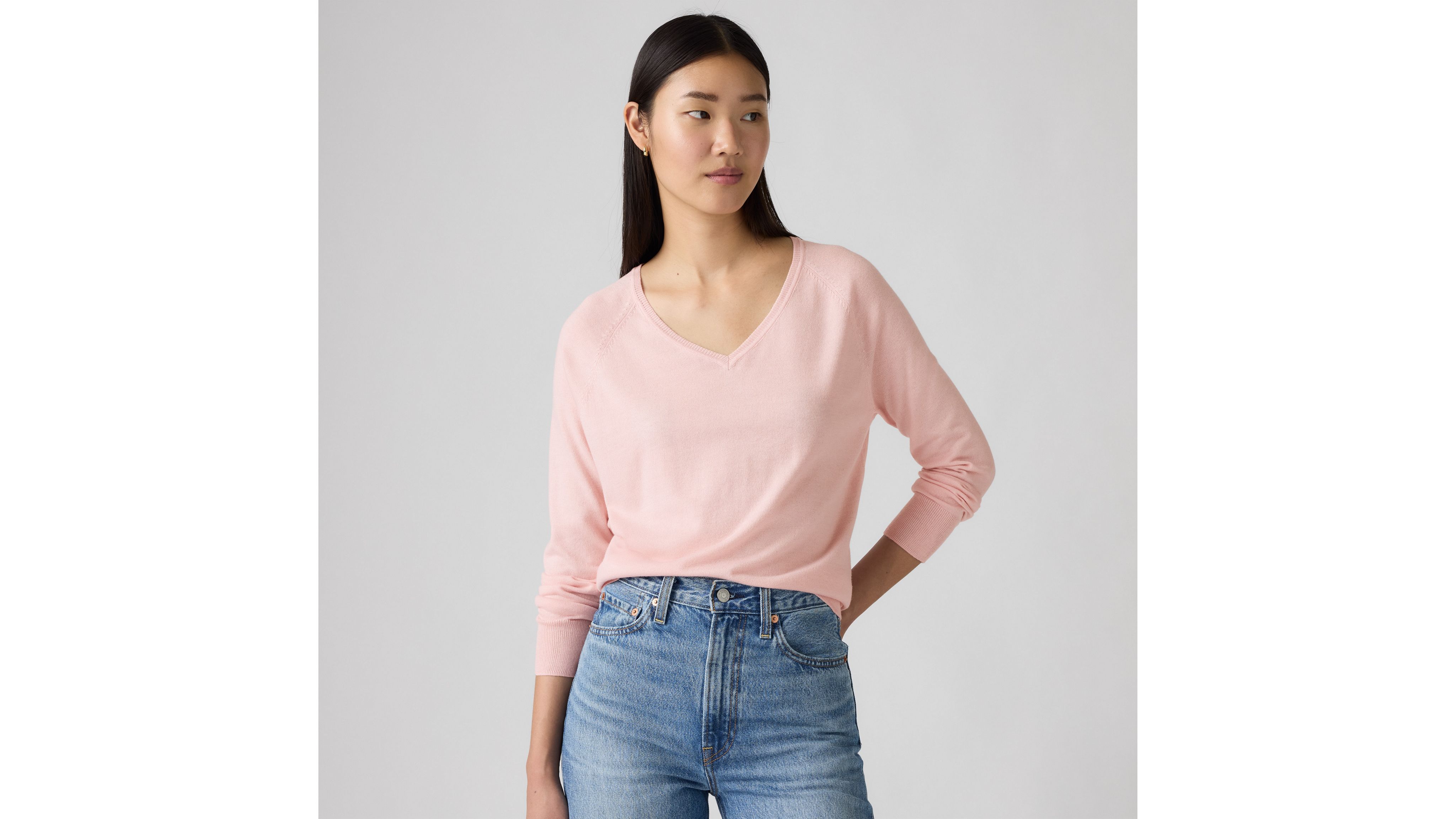 Petal V-Neck Sweater 1
