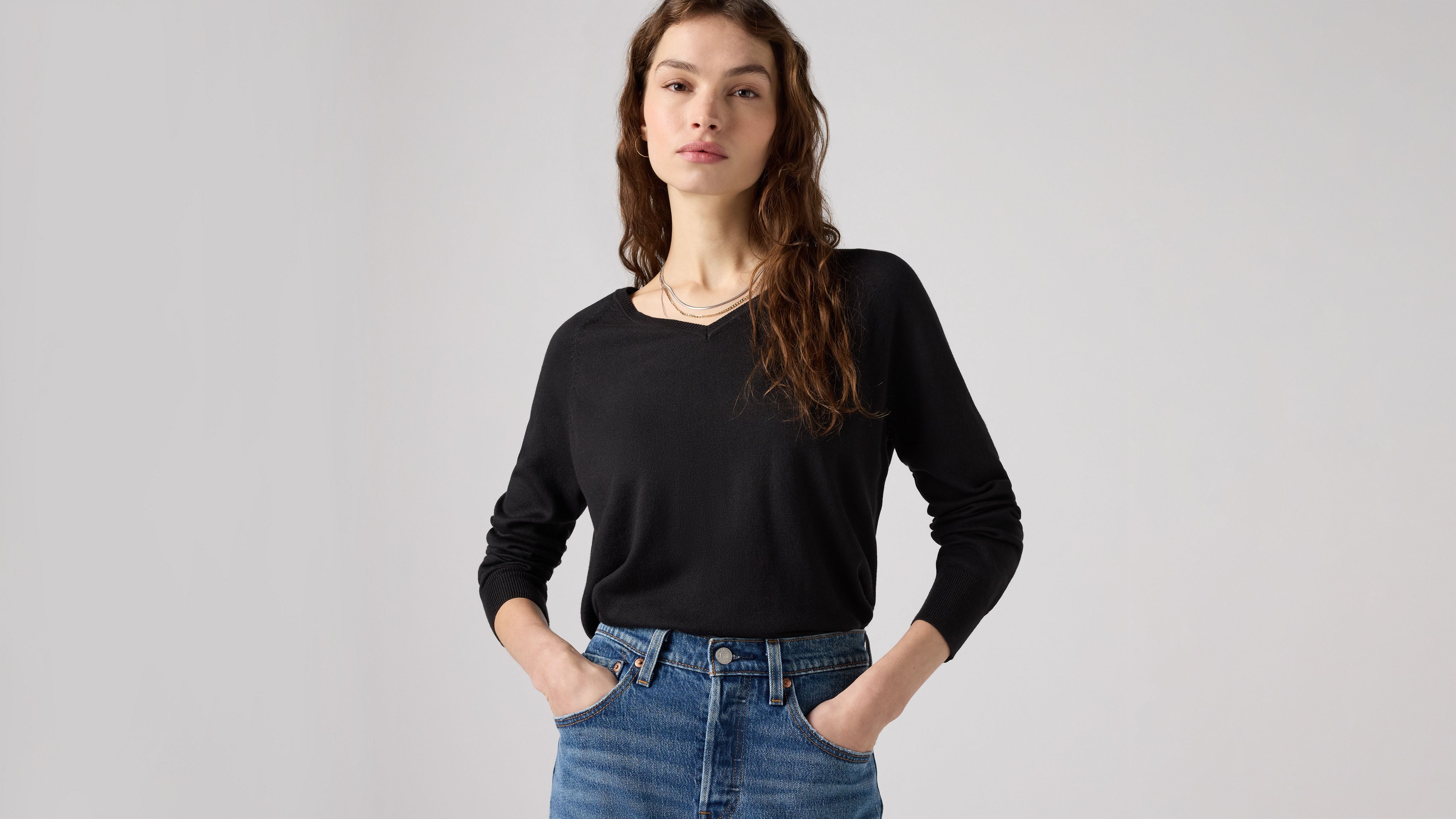 Petal V-Neck Sweater 4