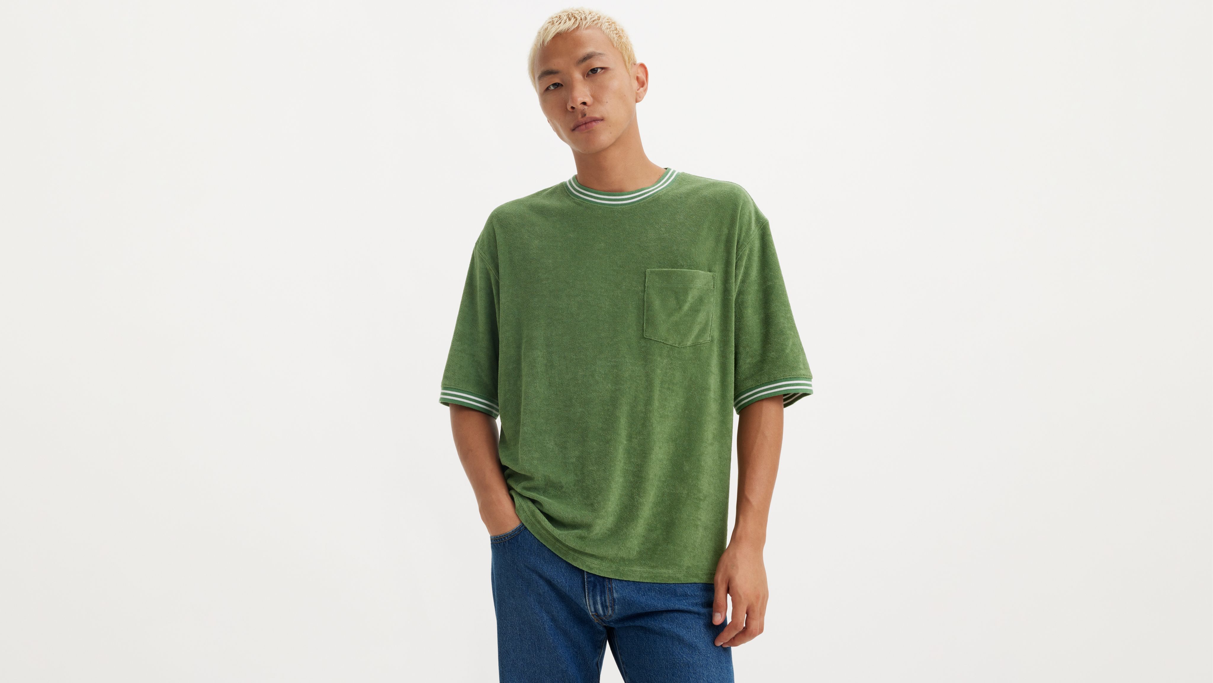 T-shirt con tasca a mezze maniche 1