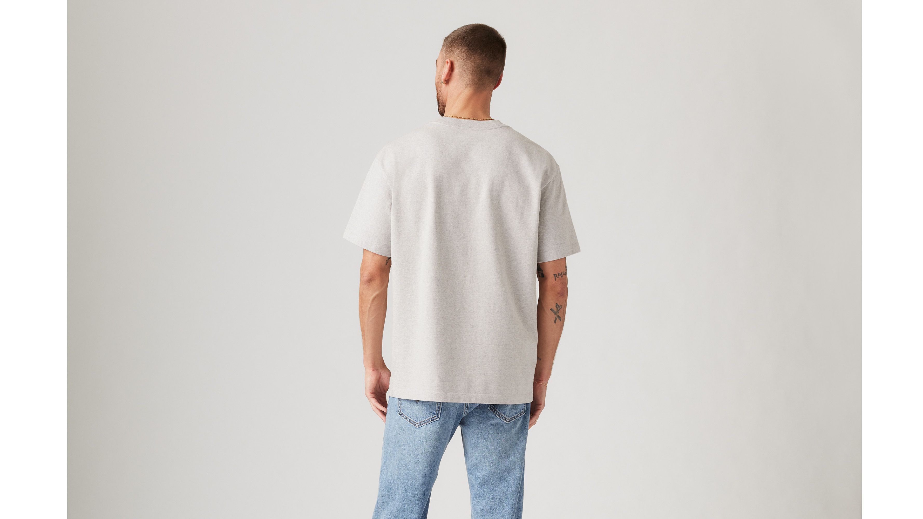Heavyweight Pocket T-Shirt 3