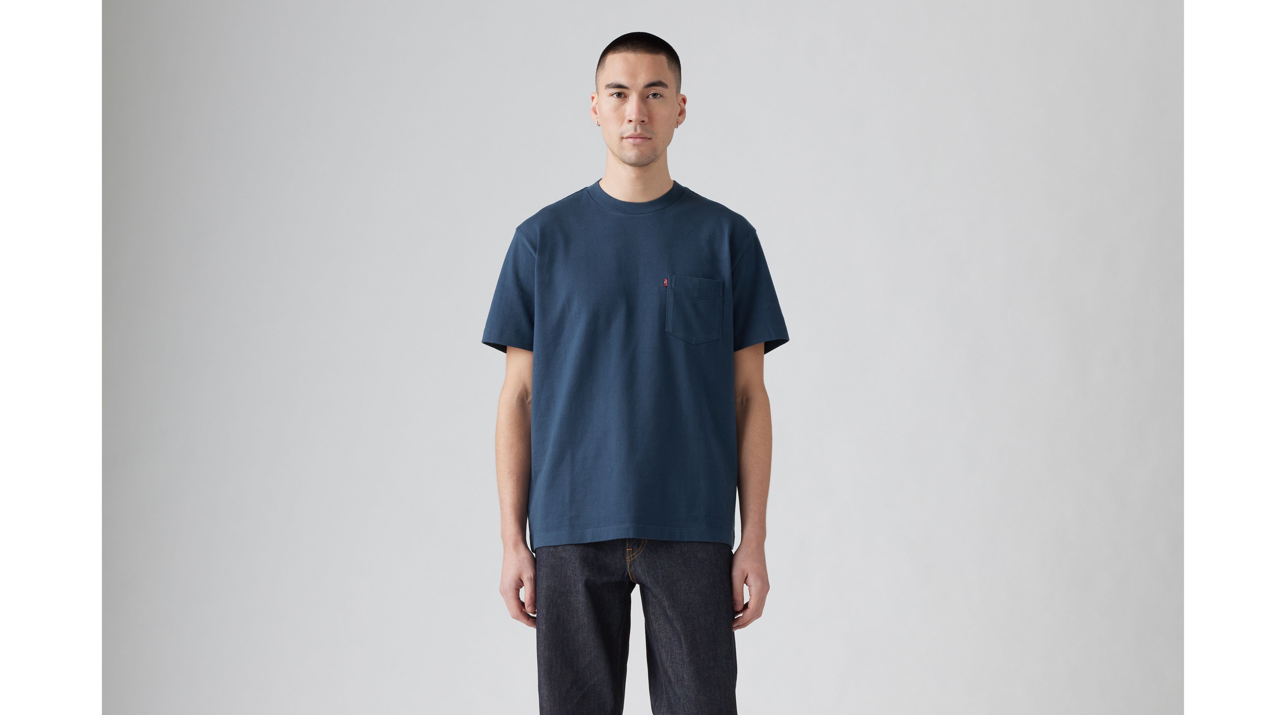 Heavyweight Pocket T-Shirt 2