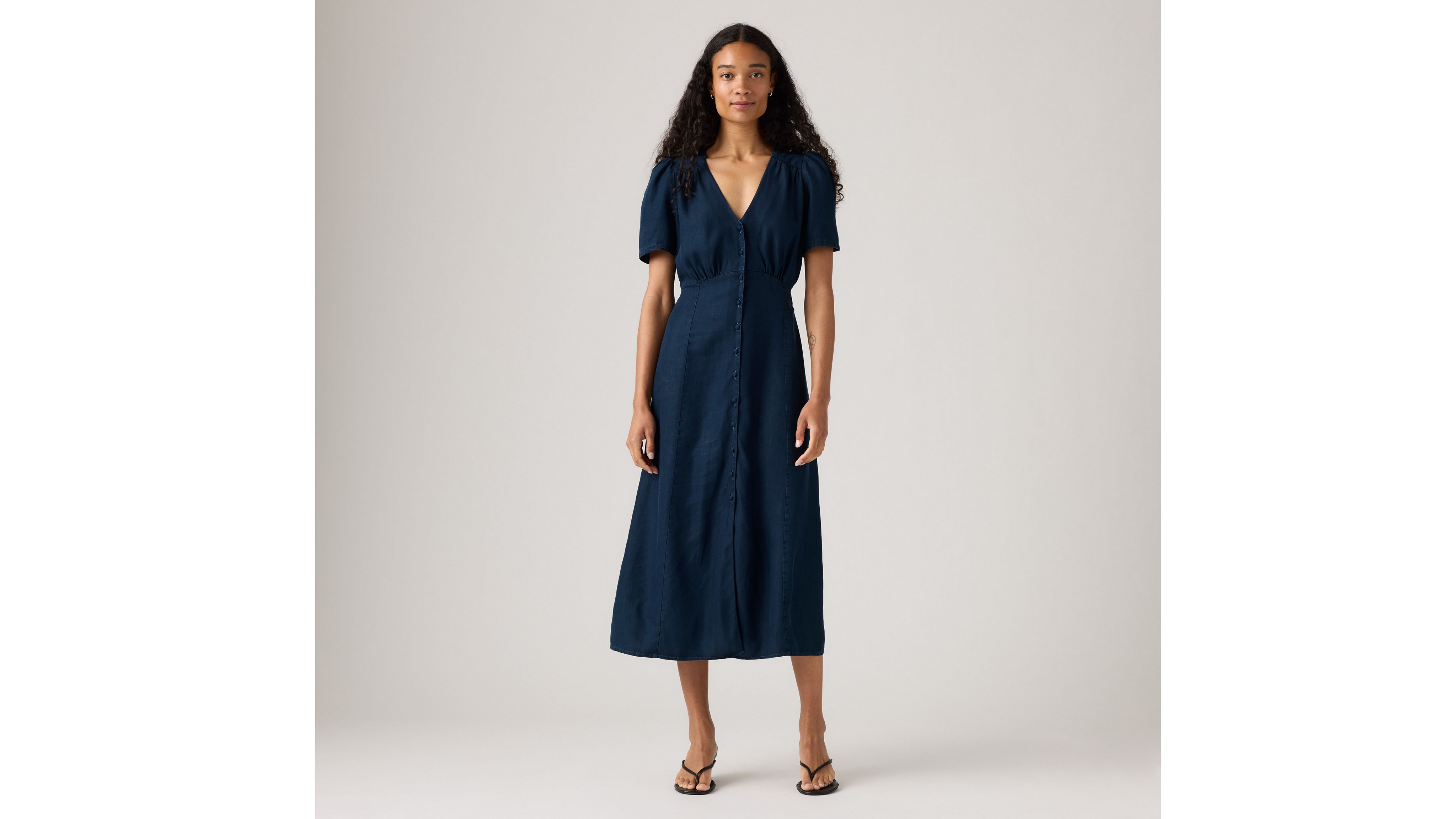 Levi's Sarina Short-sleeve Midi Dress In Blue