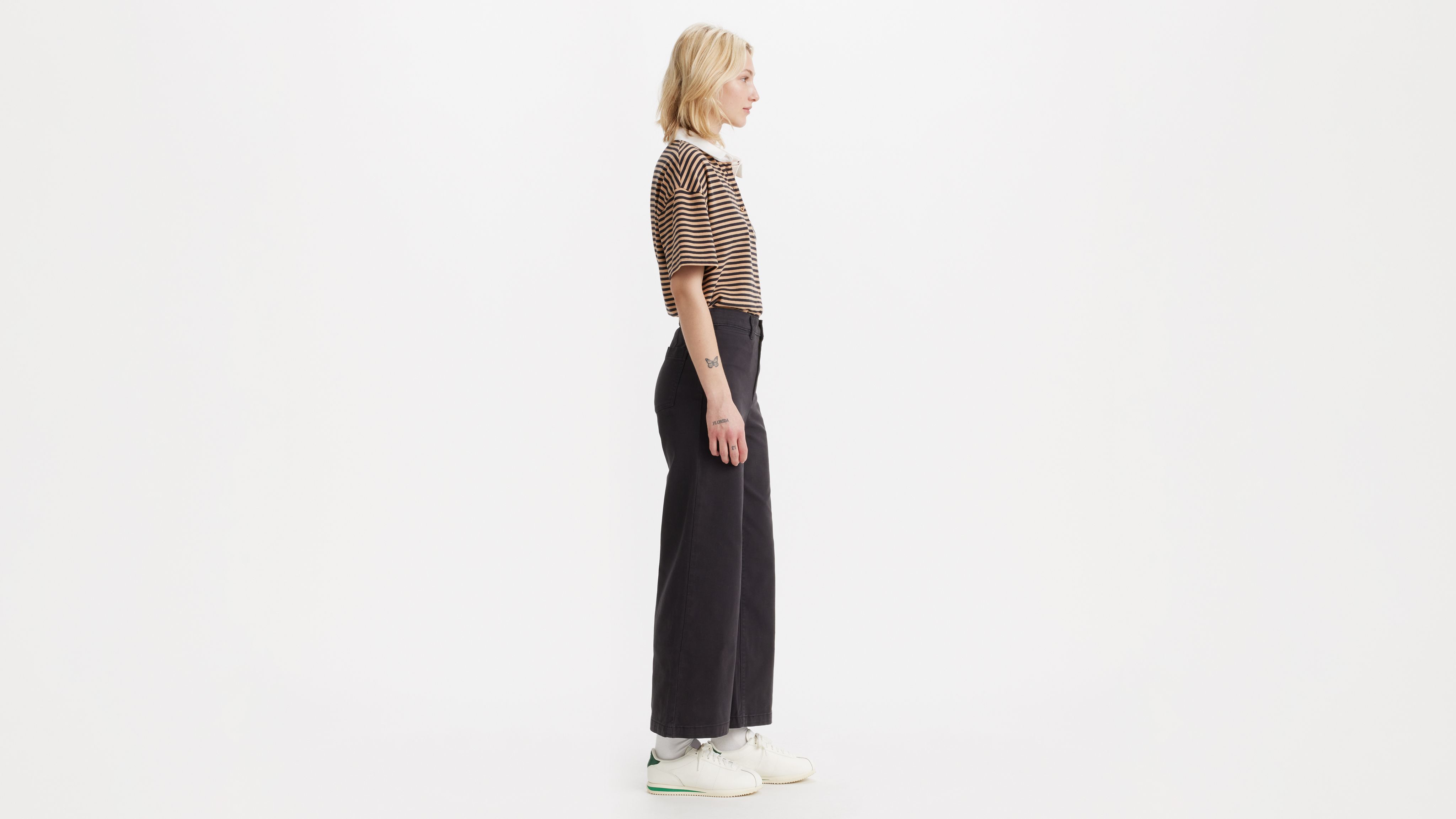 Shop Levi's Vintage Chino Pants In Shady Caviar