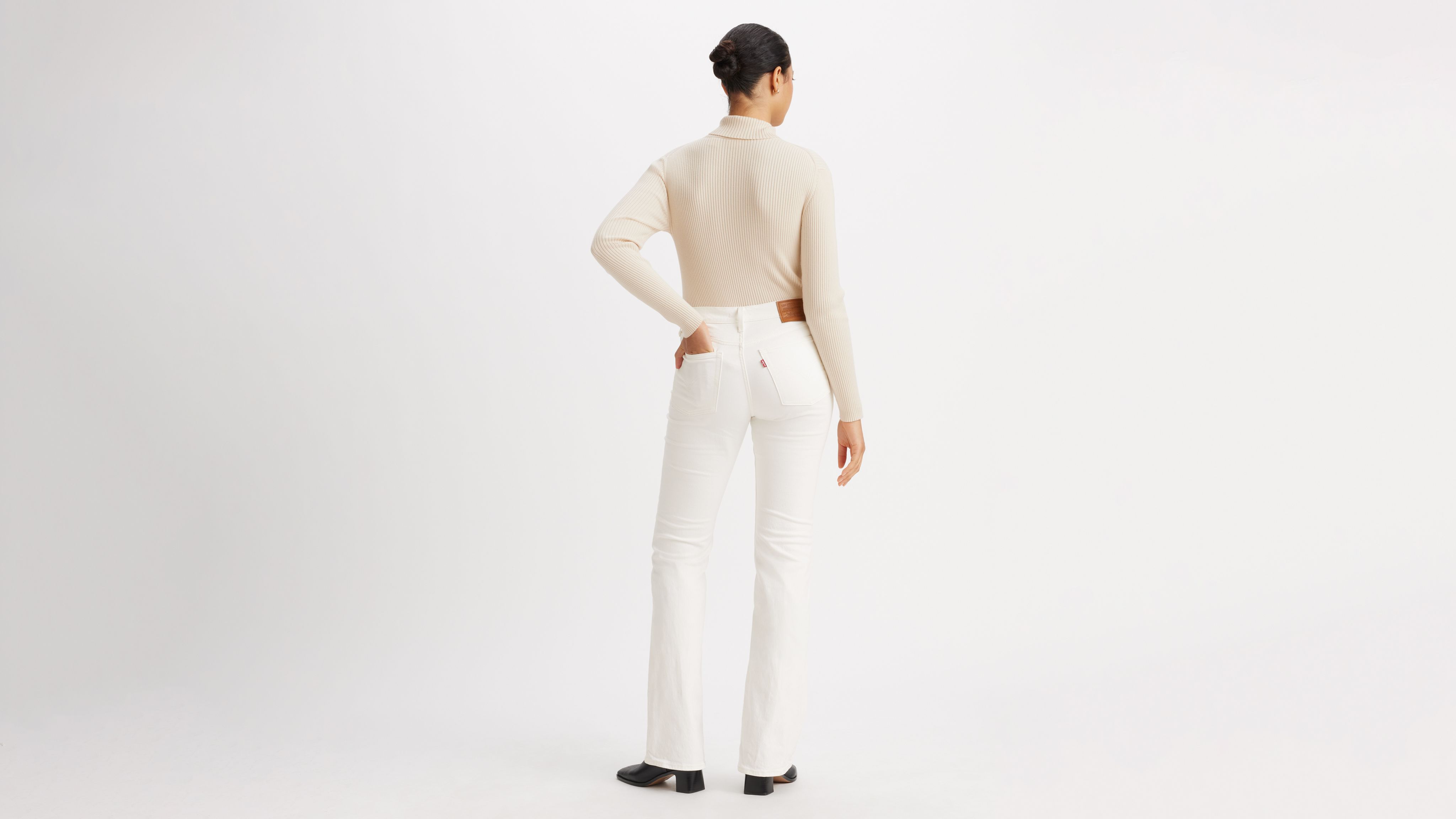 Levi's Wedgie Bootcut Women's Jeans 27x30 In White
