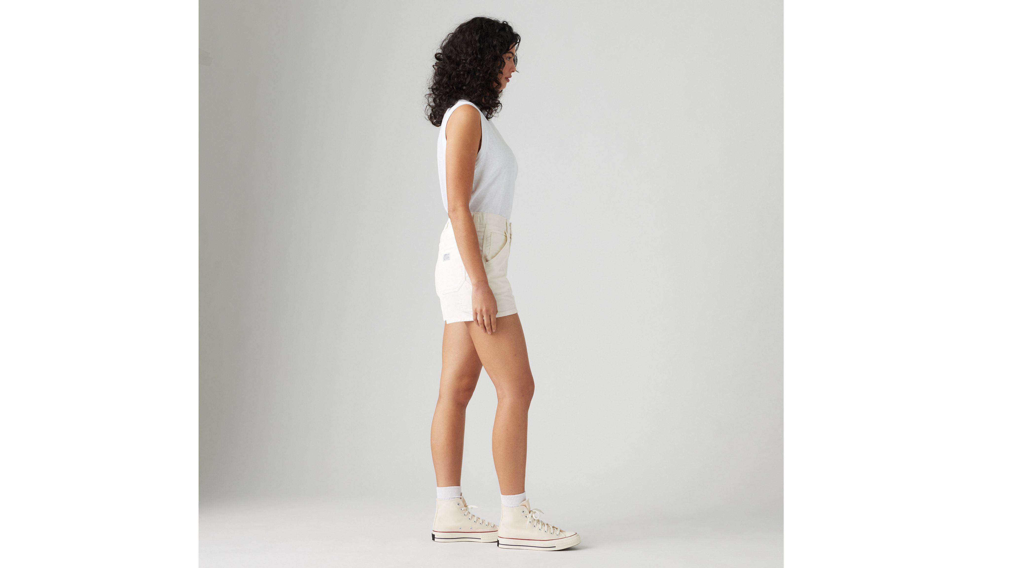 Levi's Lightweight Corduroy Carpenter Women's Shorts 33 In Egret
